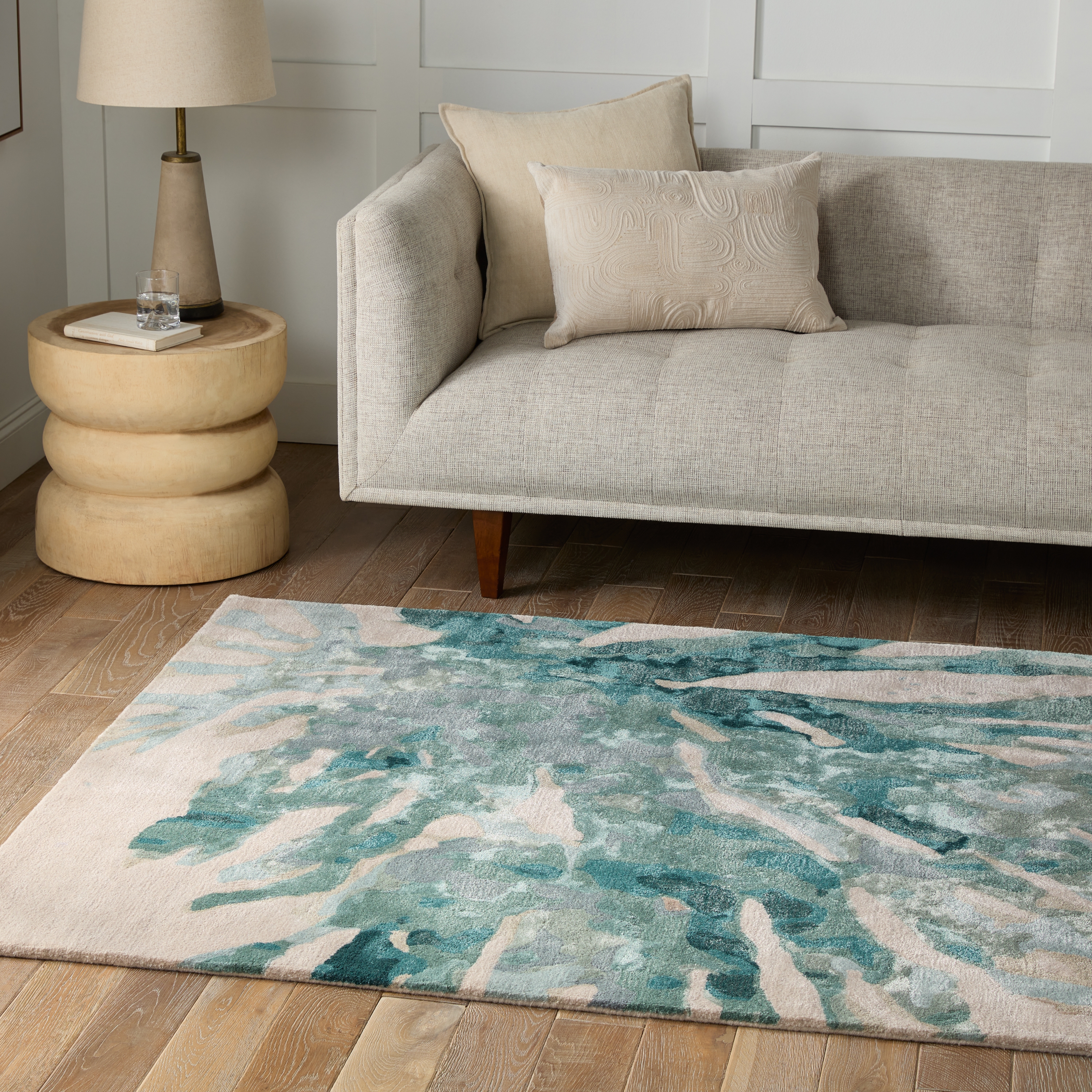 Atoll Handmade Animal Pattern Teal/ Sage Area Rug (8'X10') - Image 4