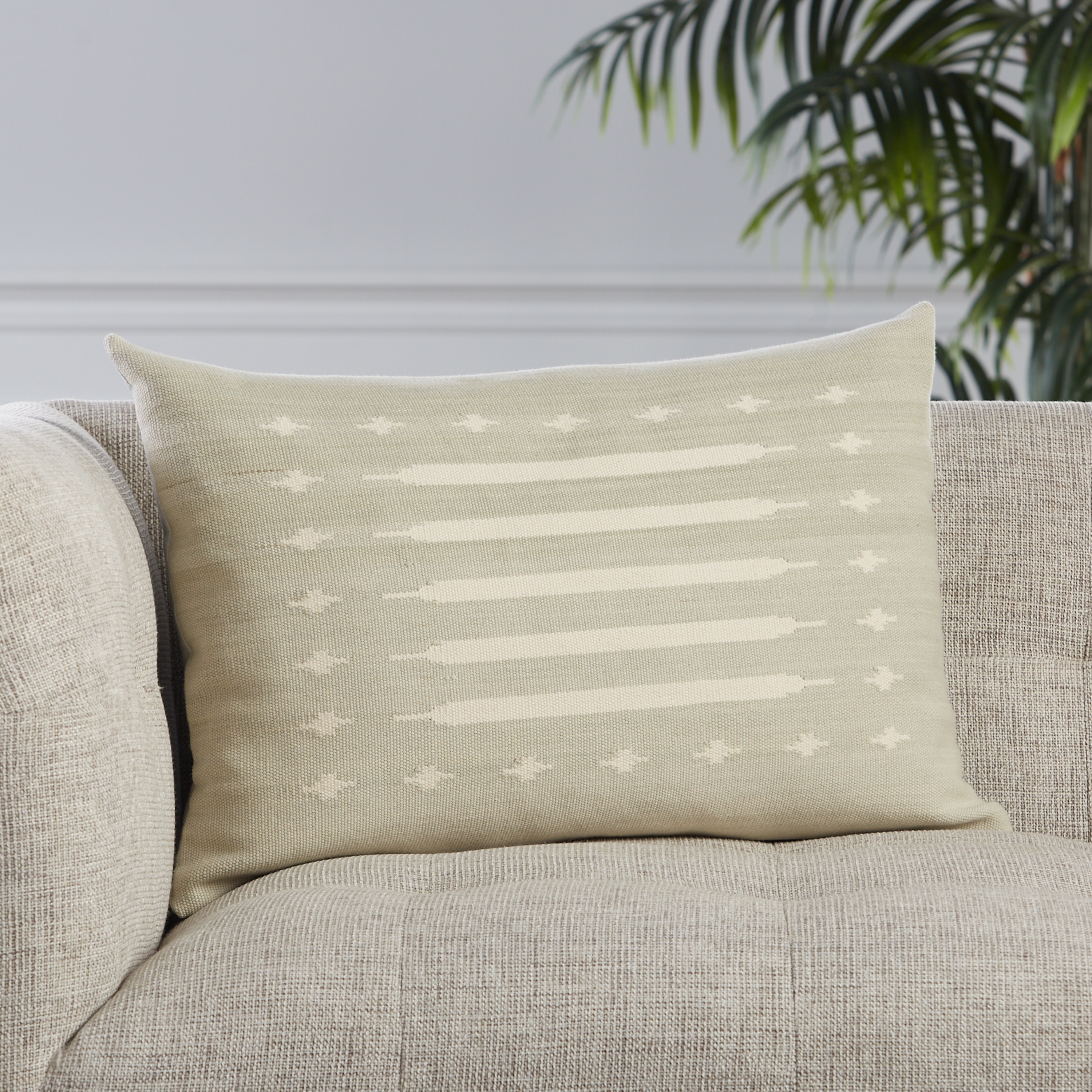 Design (US) Light Gray 16"X24" Pillow - Image 3