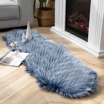 Faux Fur Rug Soft Faux Peacock Fluffy Rugs Luxurious Carpet Rugs Area Rug For Bedroom, Living Room Carpet - Image 0