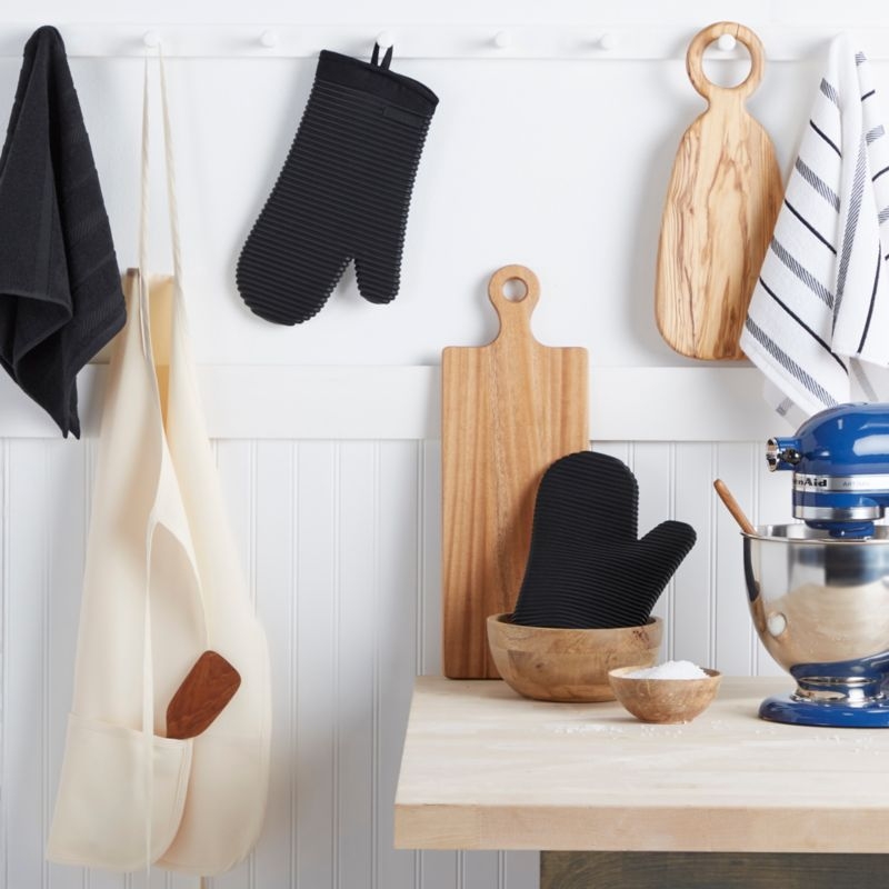 KitchenAid Onyx Black Ribbed Soft Silicone Oven Mitts, Set of 2 - Image 2