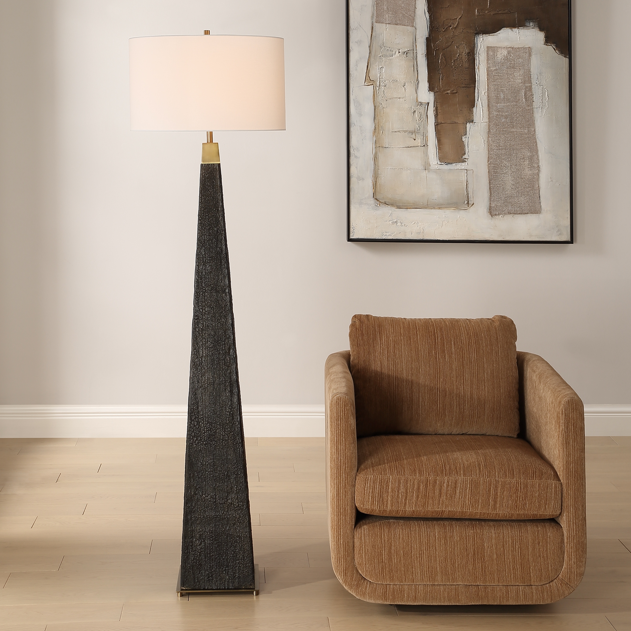 Lathey Tapered Floor Lamp - Image 3