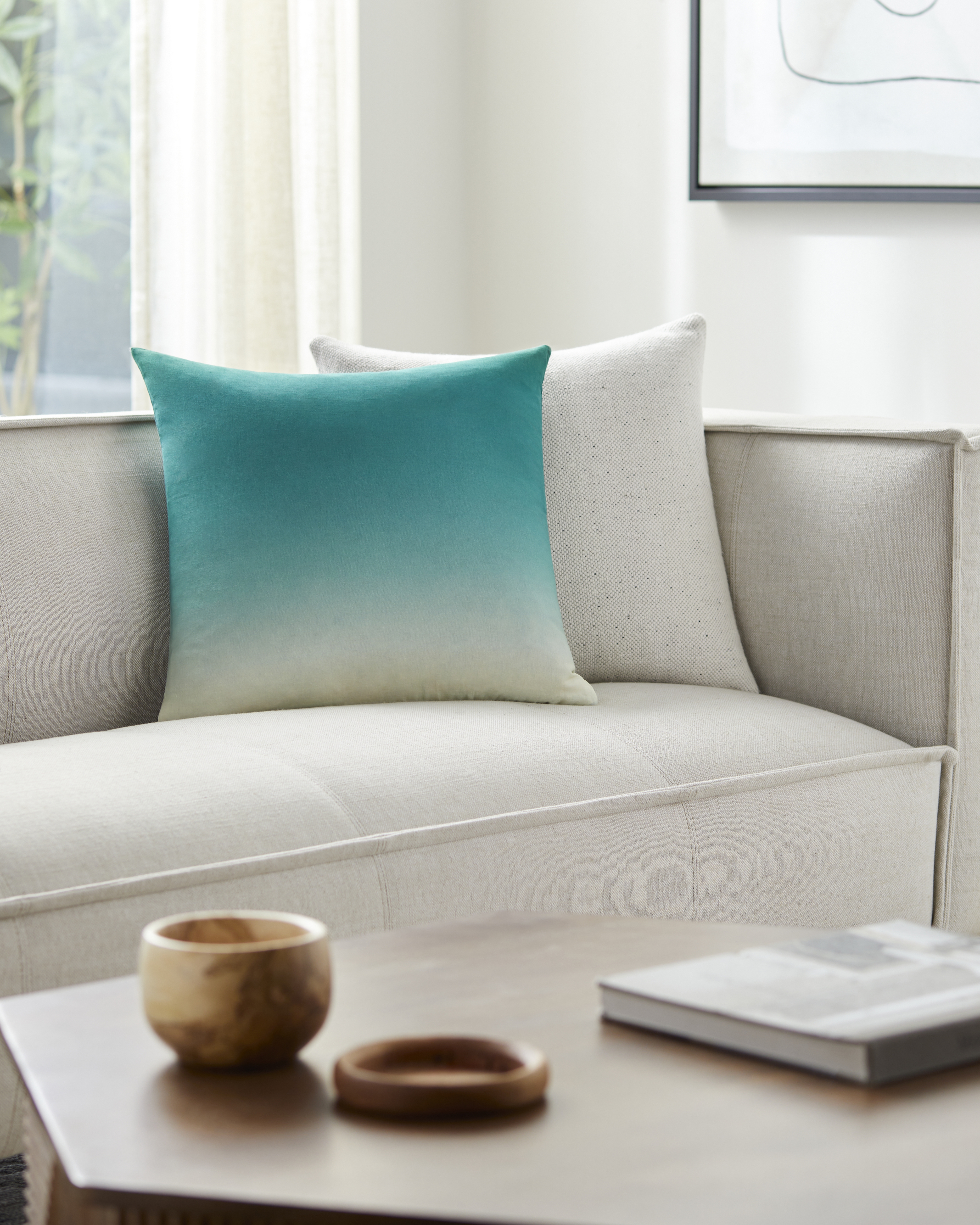 Hyrum HYR-002 18"L x 18"W Pillow Cover - Image 1