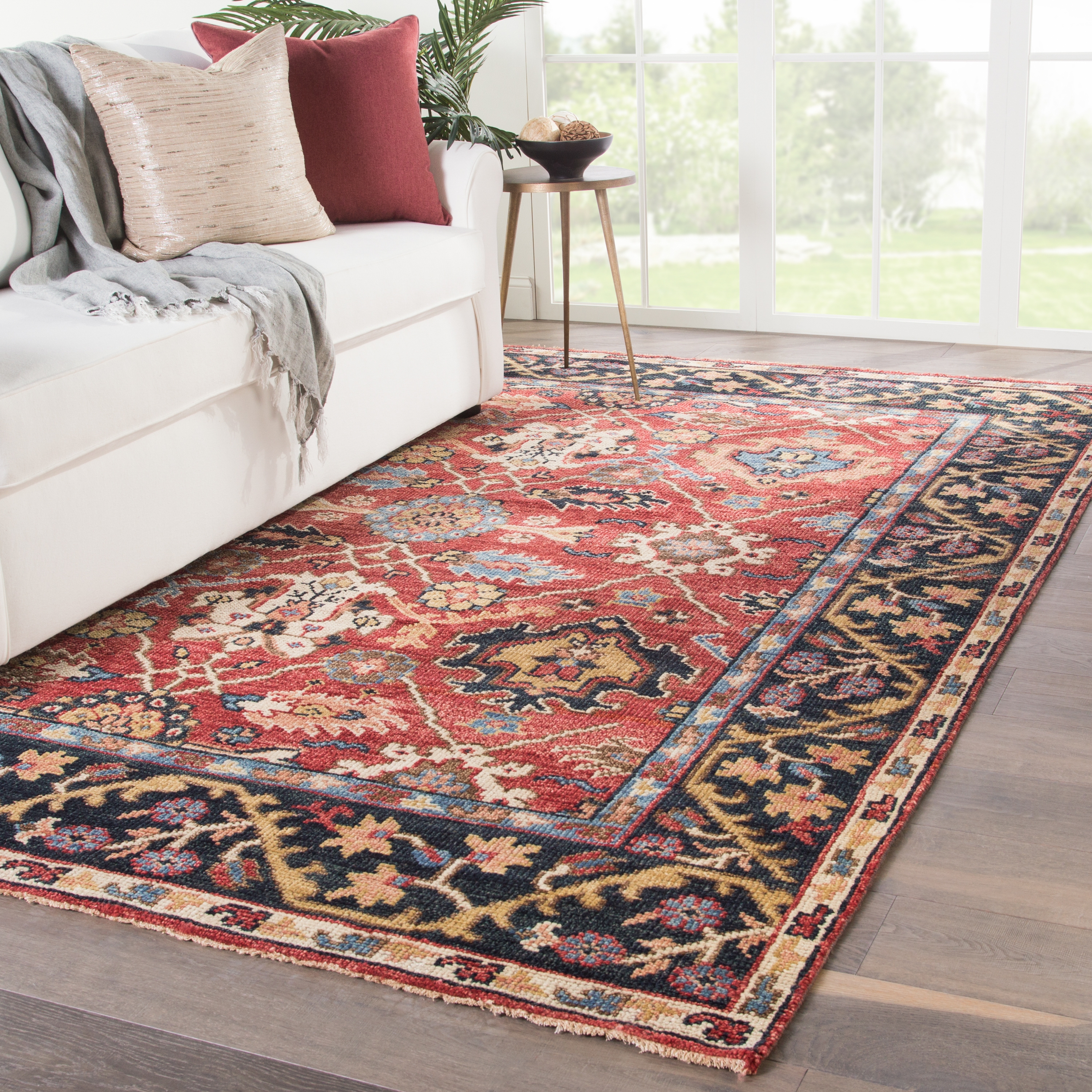 Aika Hand-Knotted Medallion Red/ Multicolor Area Rug (6'X9') - Image 4
