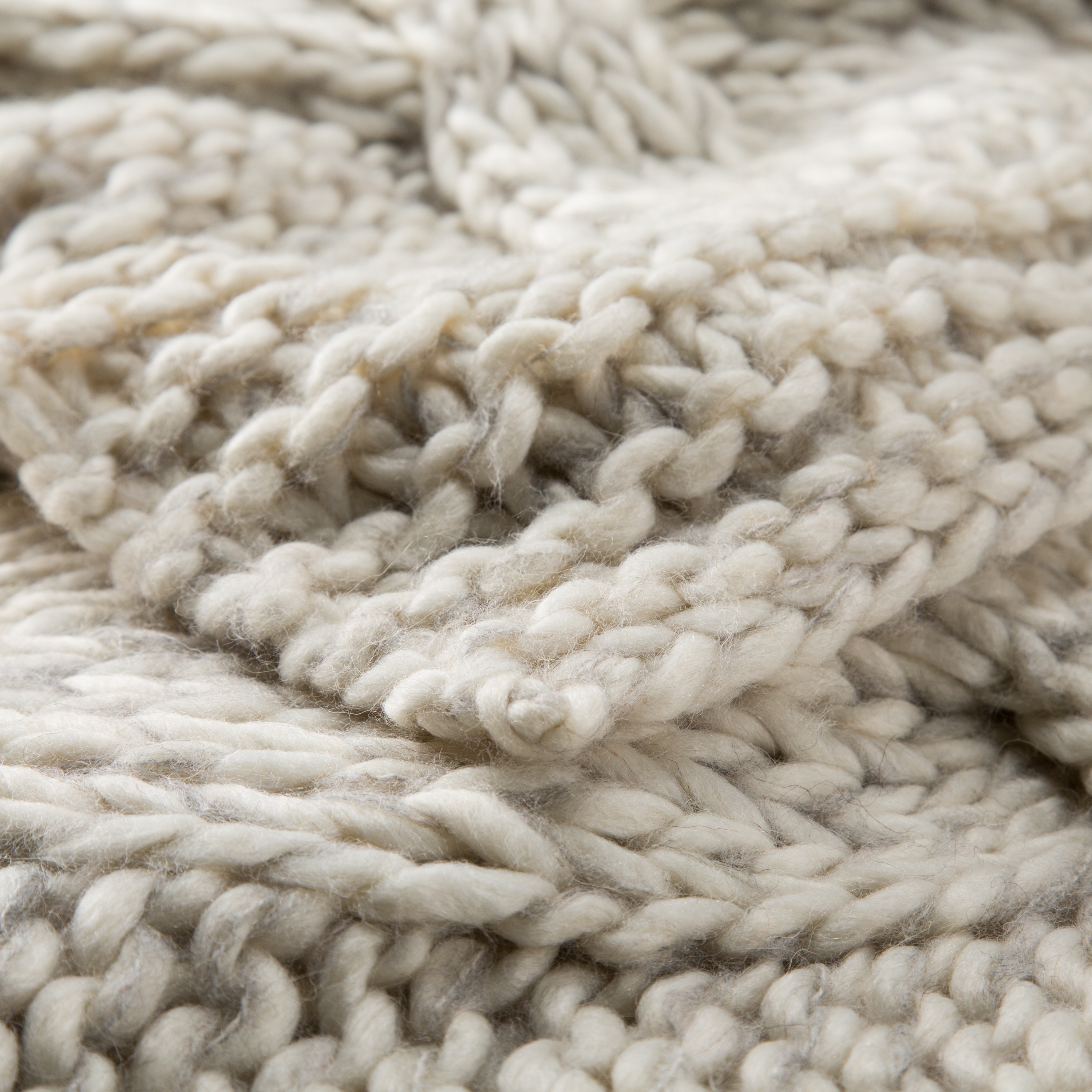 Koen Light Gray/ Cream Knit Throw - Image 1