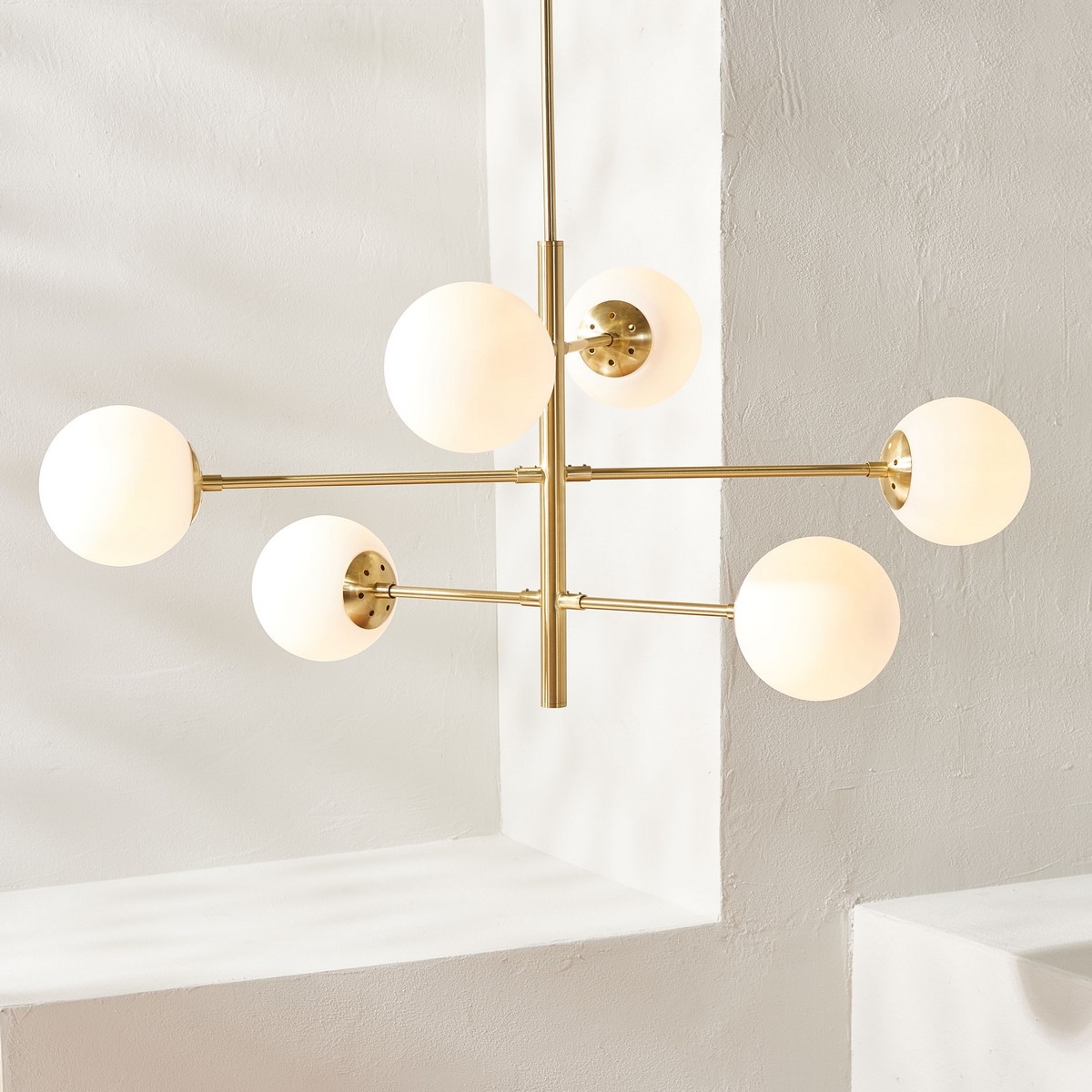 Bassett 6Lt 32" Chandelier - Gold - Image 2