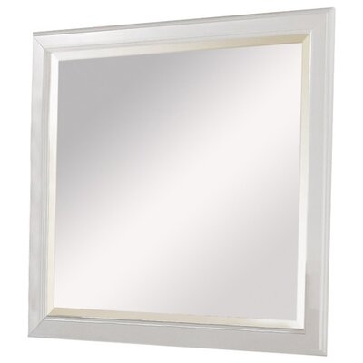 Mirror In White - Image 0