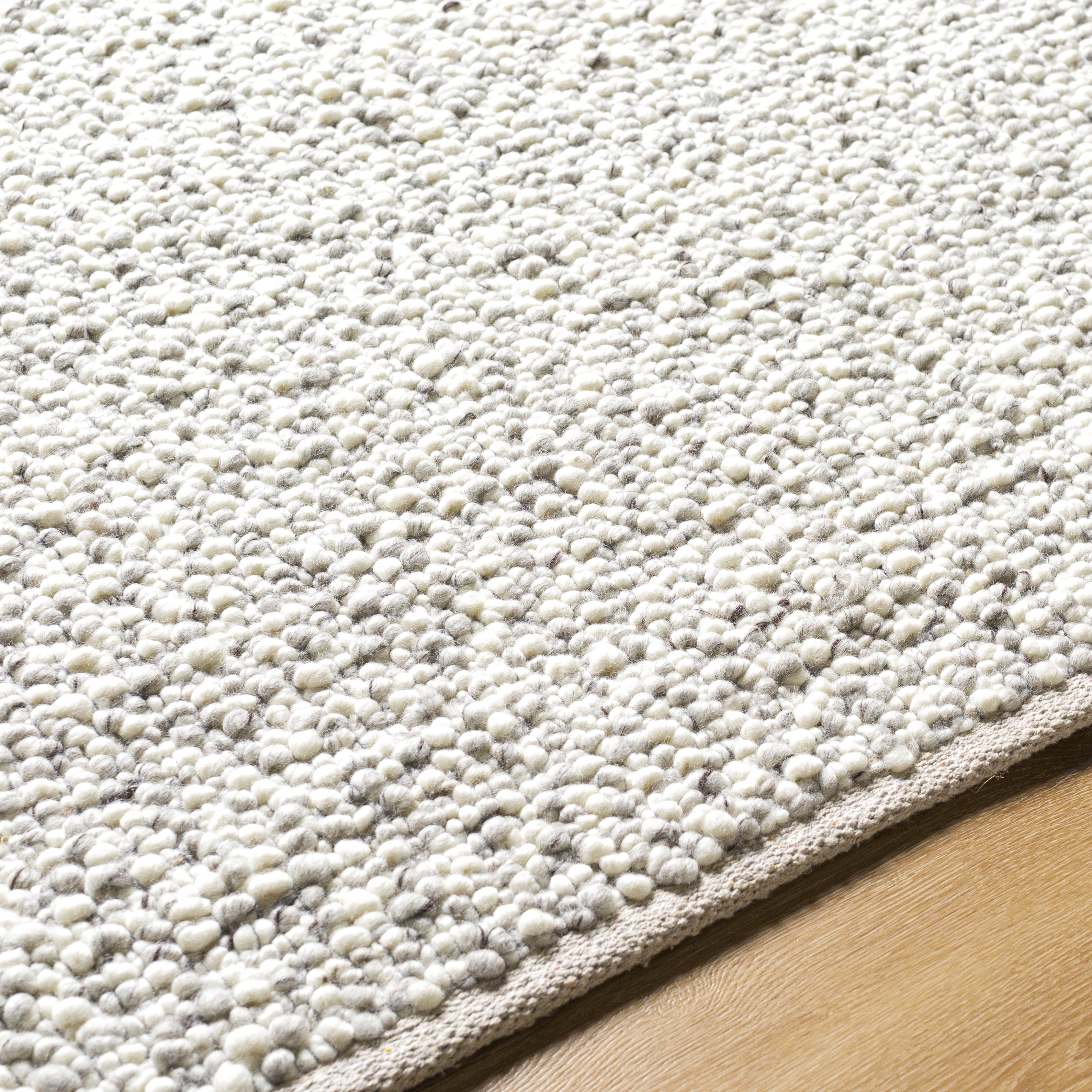 Super Pebble Beige Indoor 2' x 3' Handmade Rug - Image 2