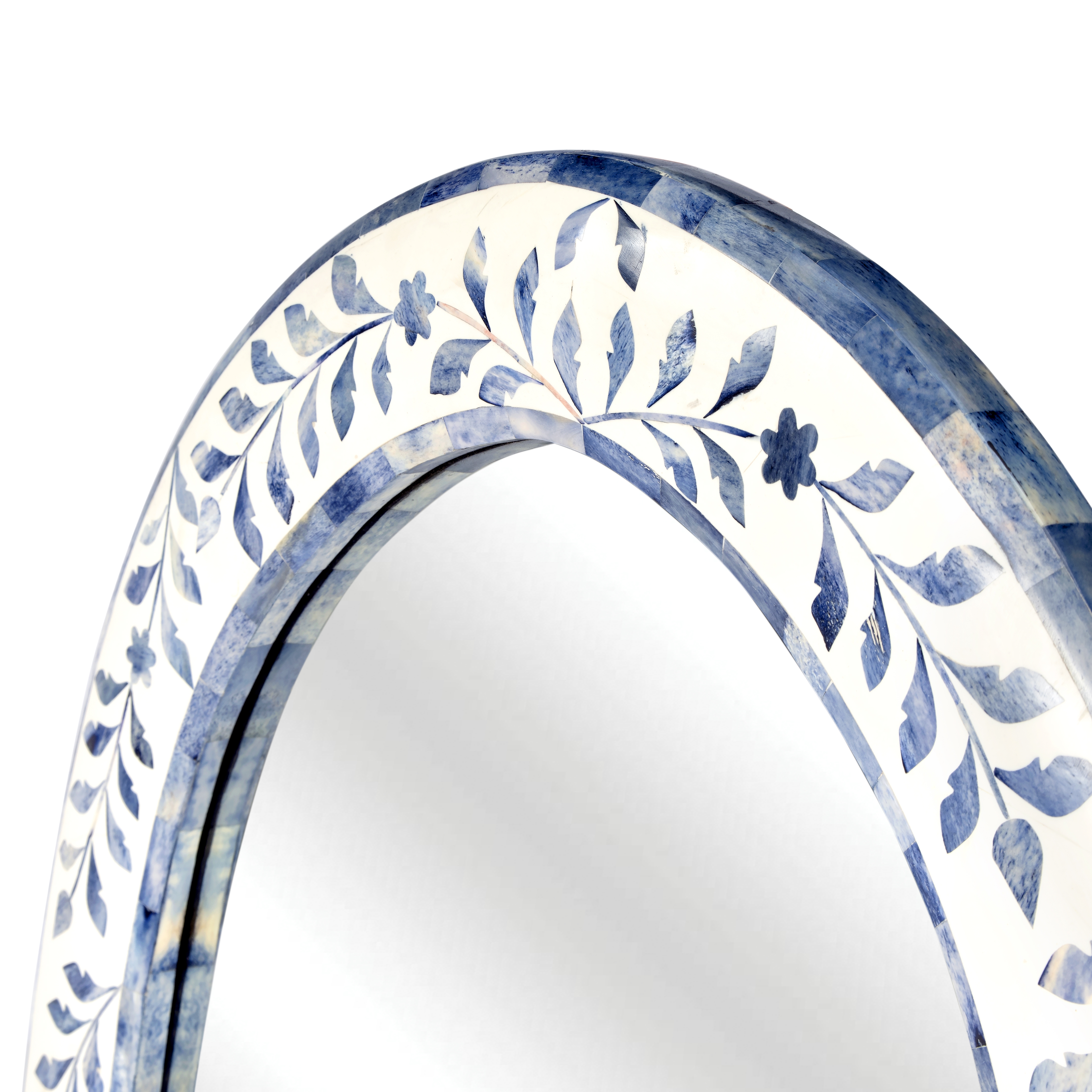 Trubadur Blue and White Bone Wall Mirror - Image 3