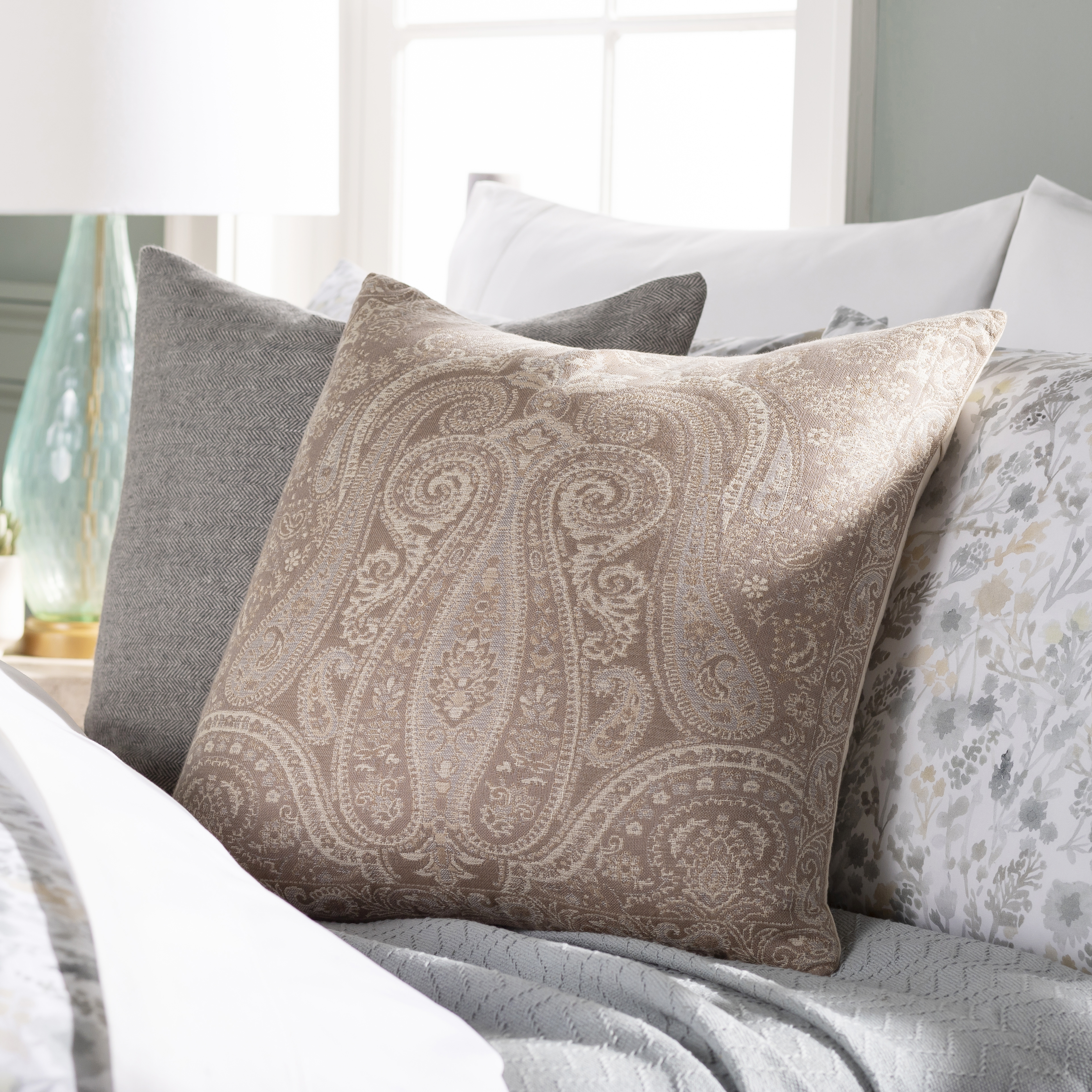 Boteh BEH-003 20"L x 20"W Pillow Cover - Image 1