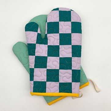 Oven Mitt In Pink Green Check - Image 3