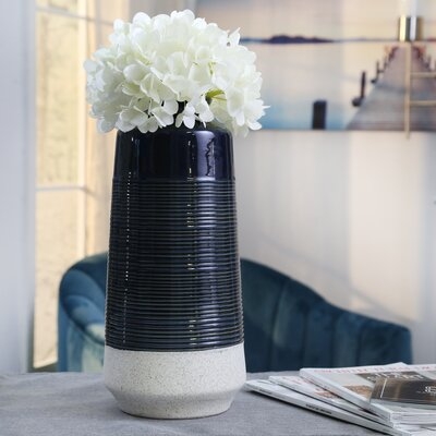 Rubino Blue Indoor / Outdoor Ceramic Table vase - Image 0