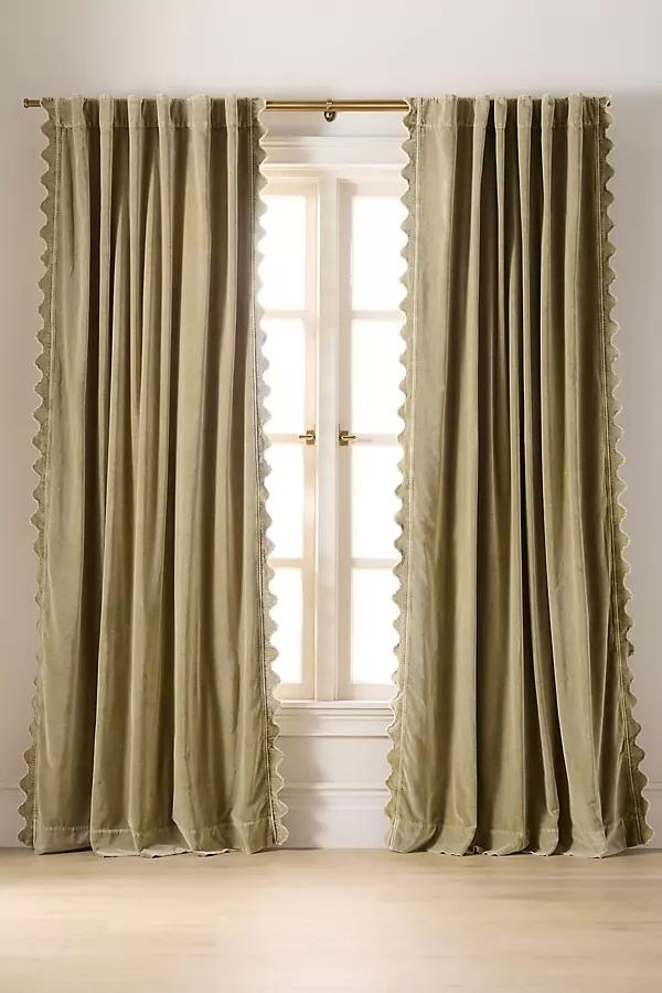 Trova Velvet Scalloped-Edge Curtain - Image 0