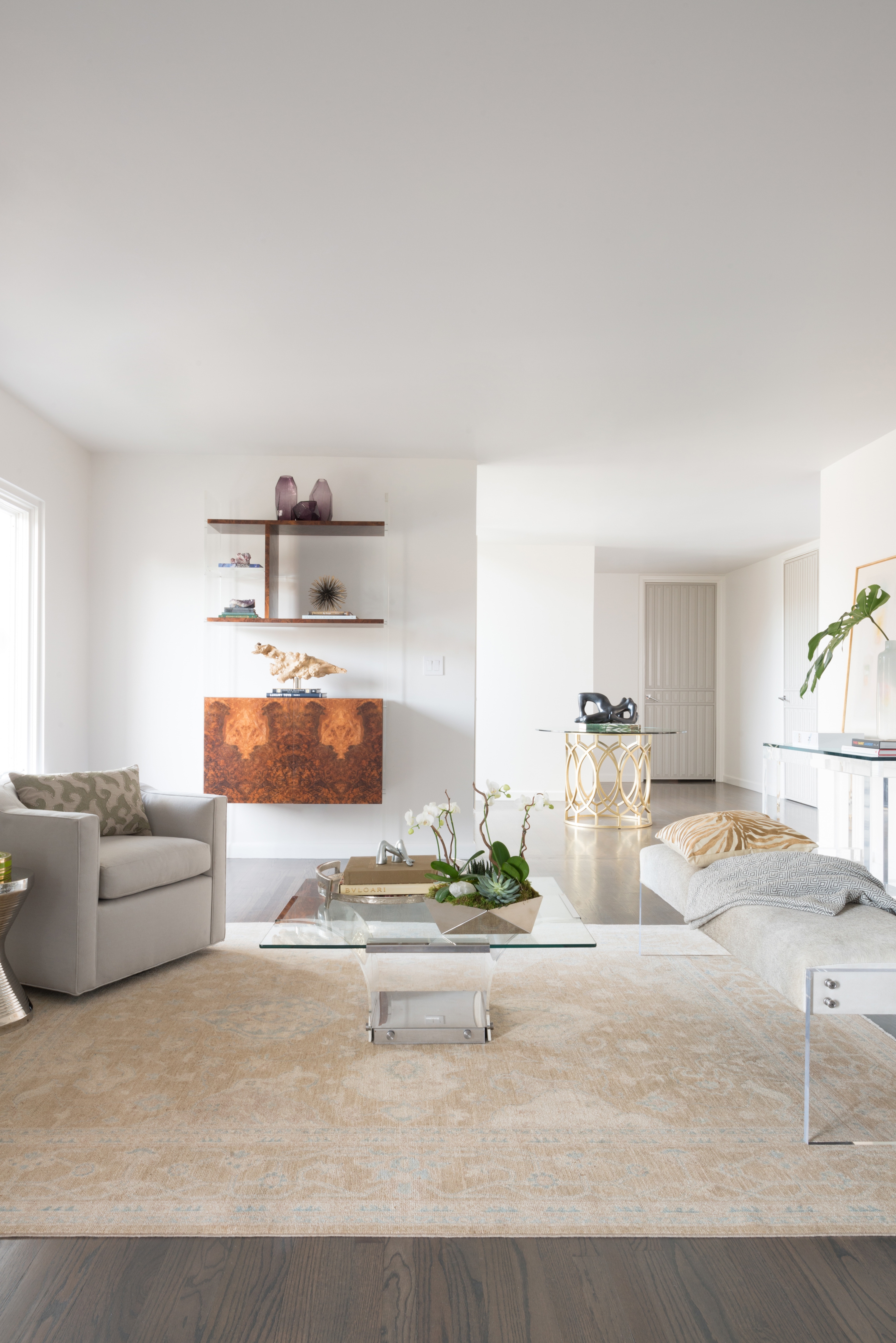 Loloi Kingsley KS-02 Desert 2'-0" x 3'-0" - Image 1