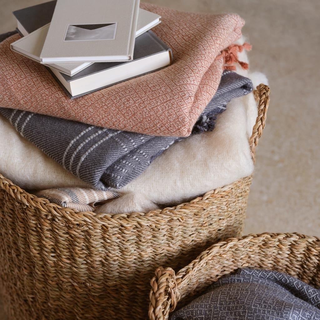 The Citizenry Lirio Alpaca Throw | Clay - Image 5