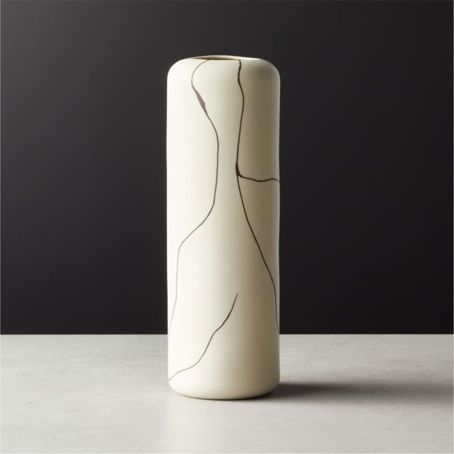 Kintsugi Vase - Image 0