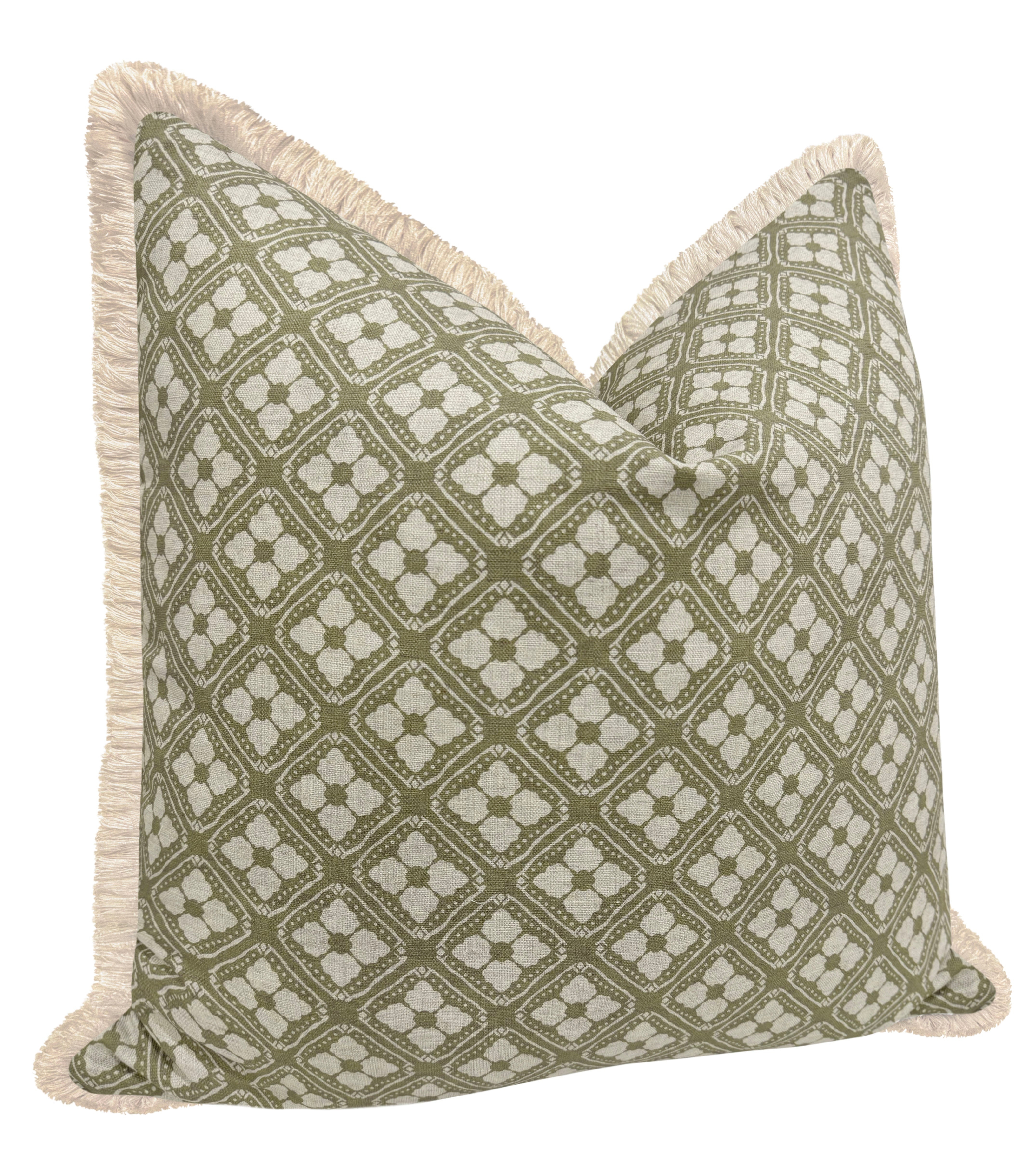 ELLISTON HOUSE : ECHO // SAGE - 20” X 30” QUEEN SHAM / NATURAL FRINGE / Natural - Image 2