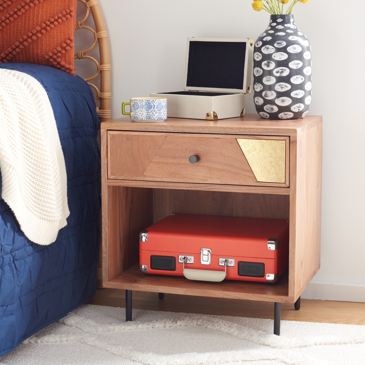 Benford 1 Drawer Nightstand - Natural / Gold - Safavieh - Image 1