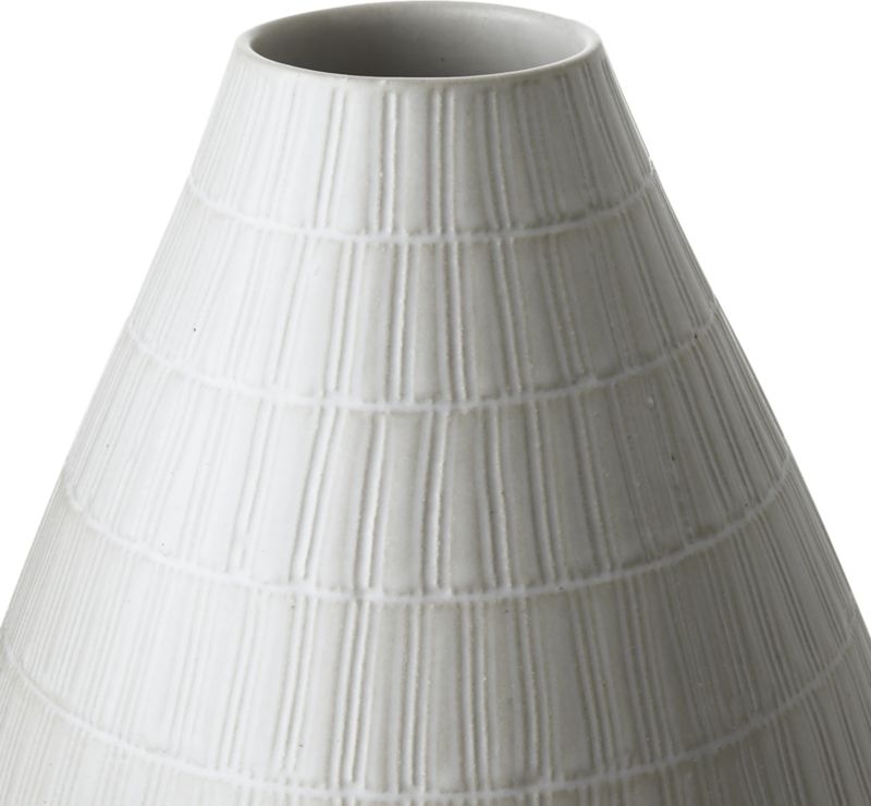Basel Ivory Teardrop Vase - Image 4