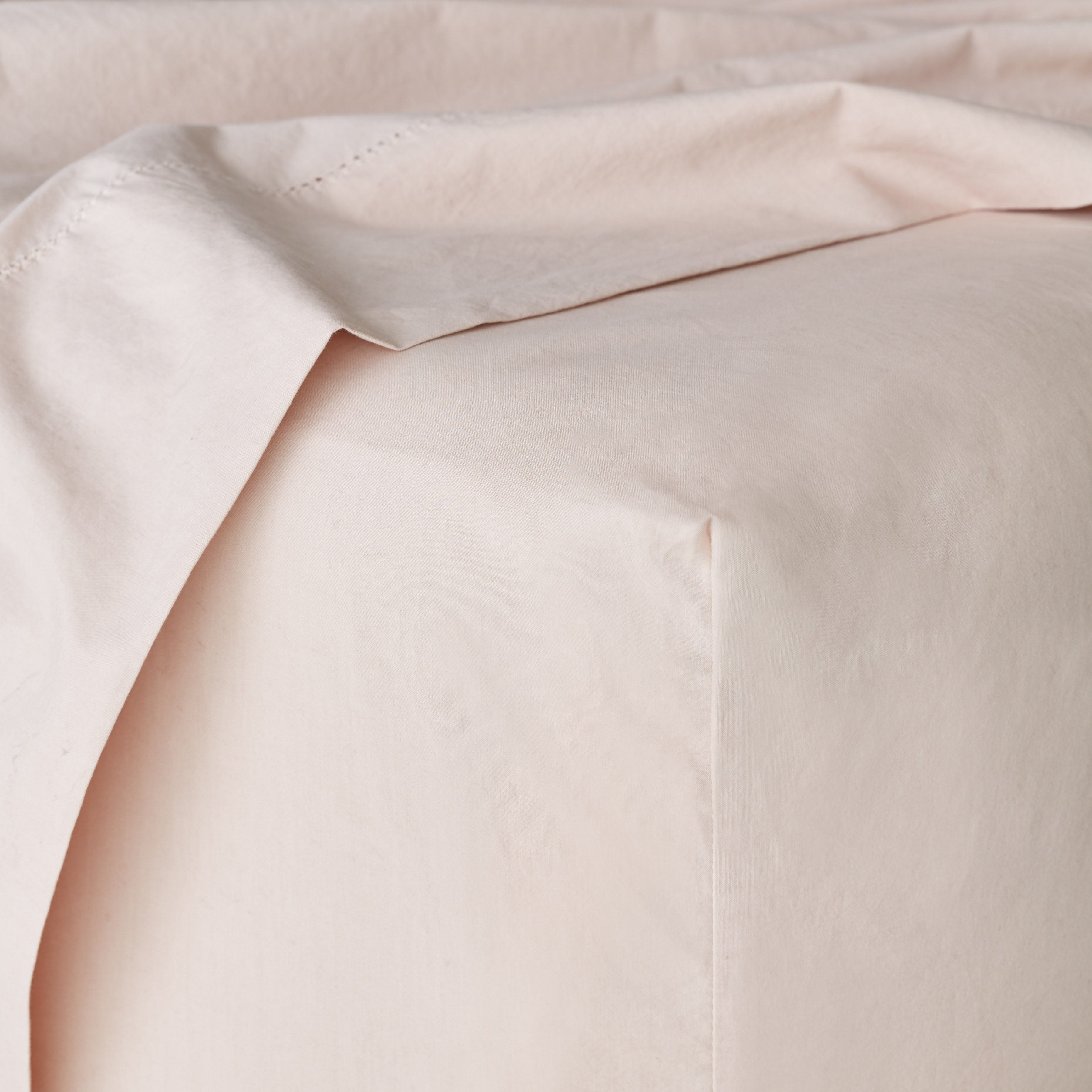 The Citizenry Organic Stonewashed Percale Fitted Bed Sheet | California King | White - Image 4