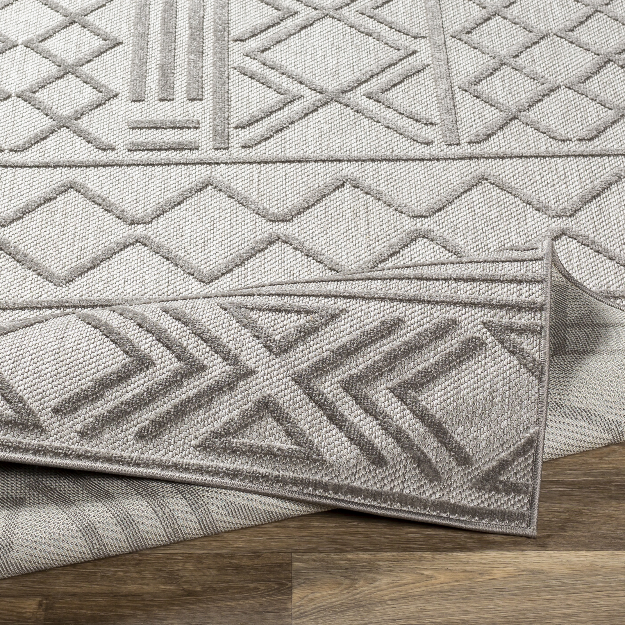 Big Sur Gray Outdoor 2' x 3' Machine Woven Rug - Image 4