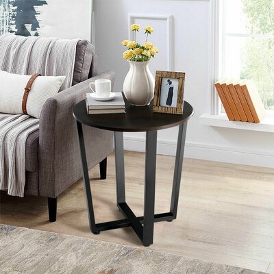 Collinston Cross Legs End Table - Image 0