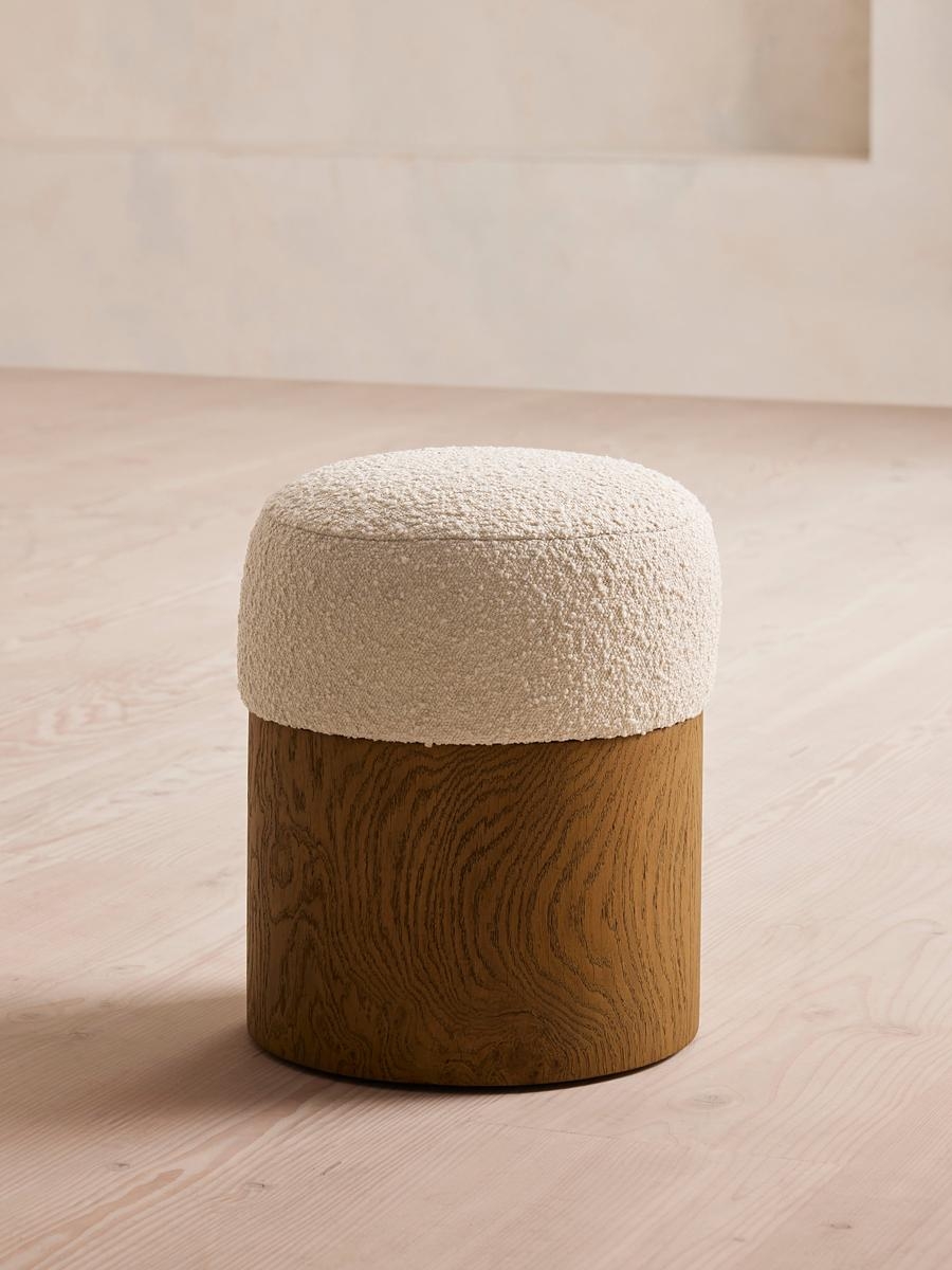 Bertie Footstool, Boucle Sand, US - Image 0