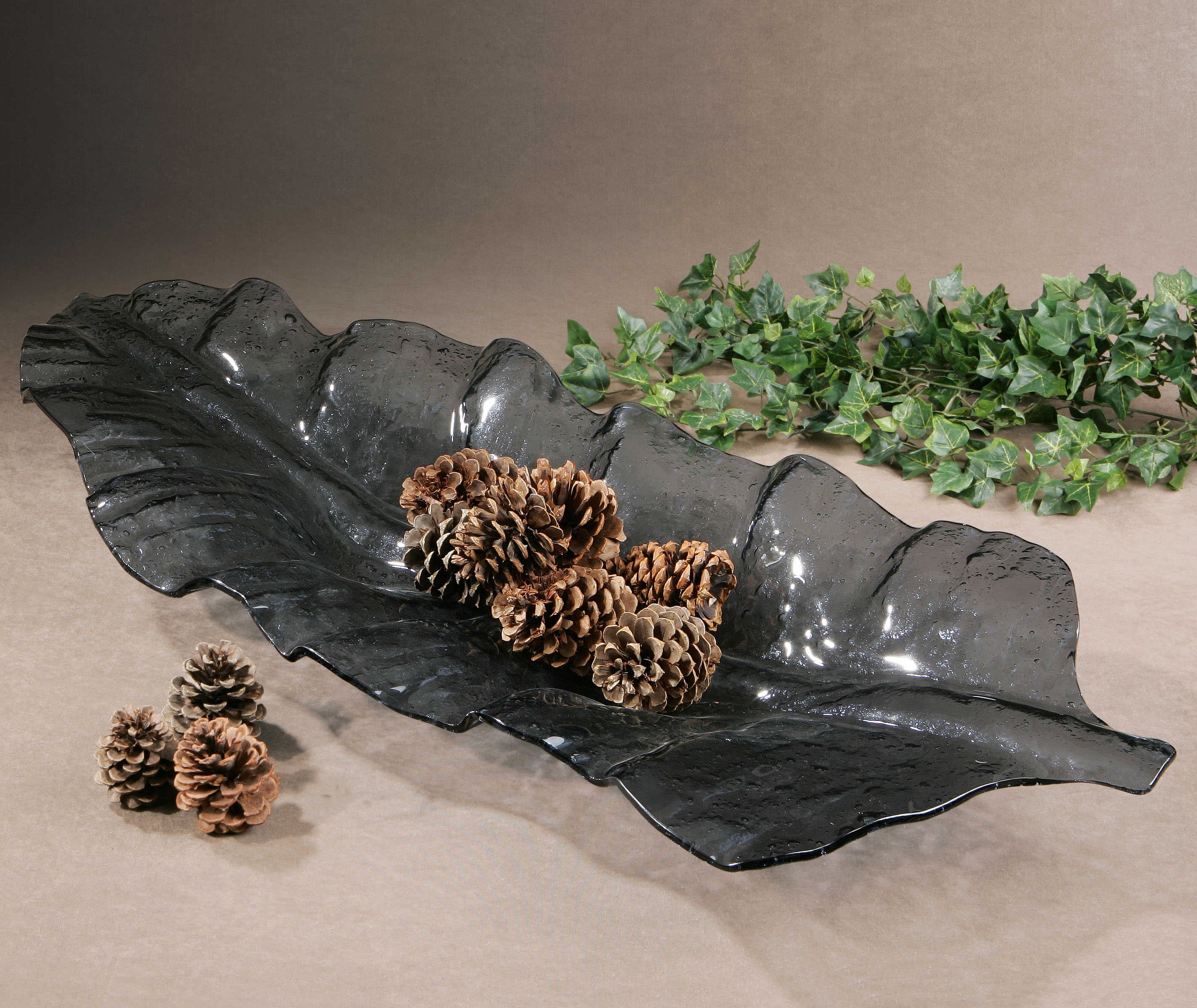 Smoked Leaf Glass Tray - Image 2