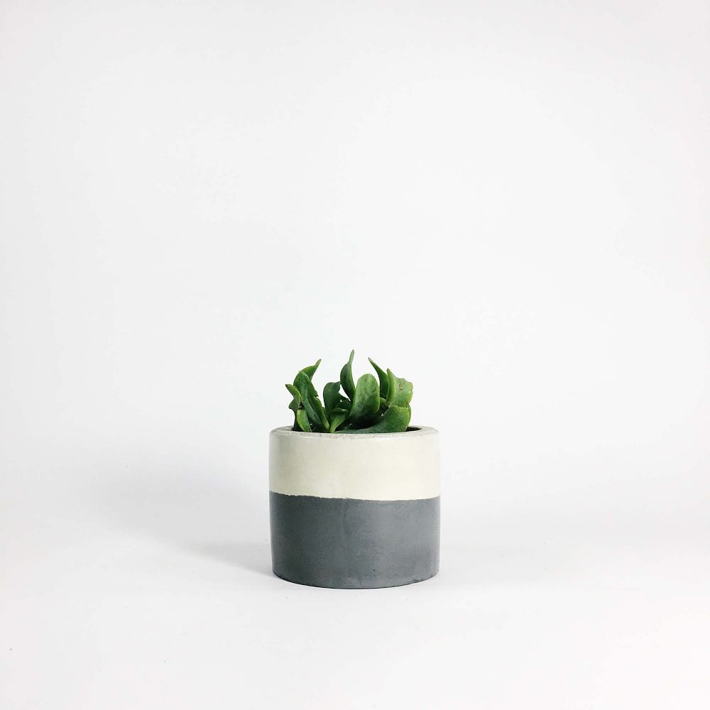 SETTLEWELL Concrete Vase, Dark Gray Flip - Image 0