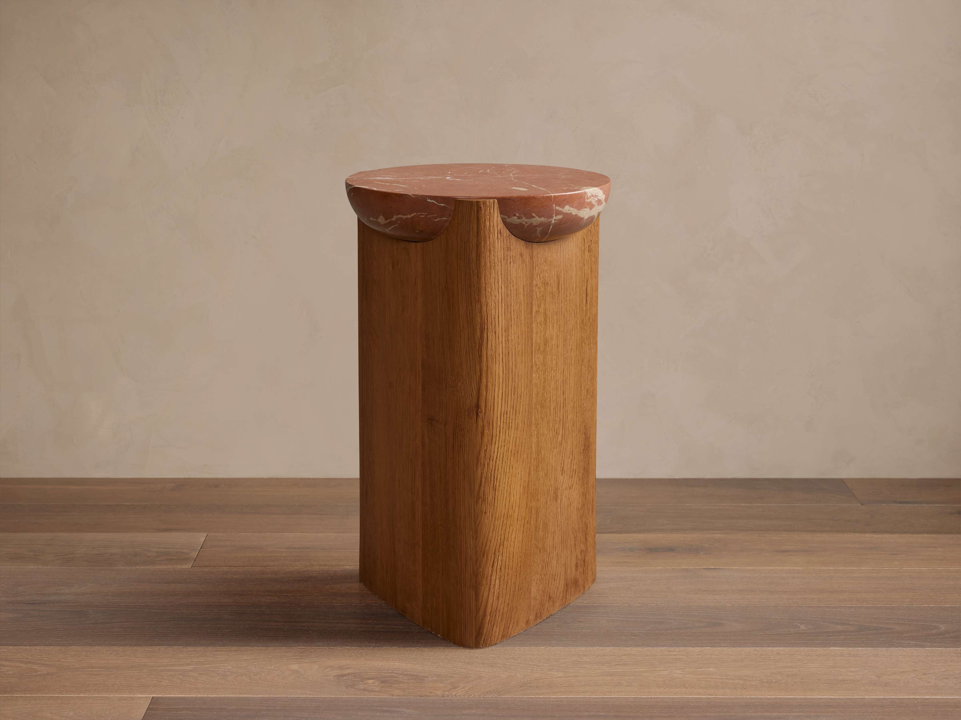 Bellino Martini Table in Stone Red  Rojo Alicante - Image 0