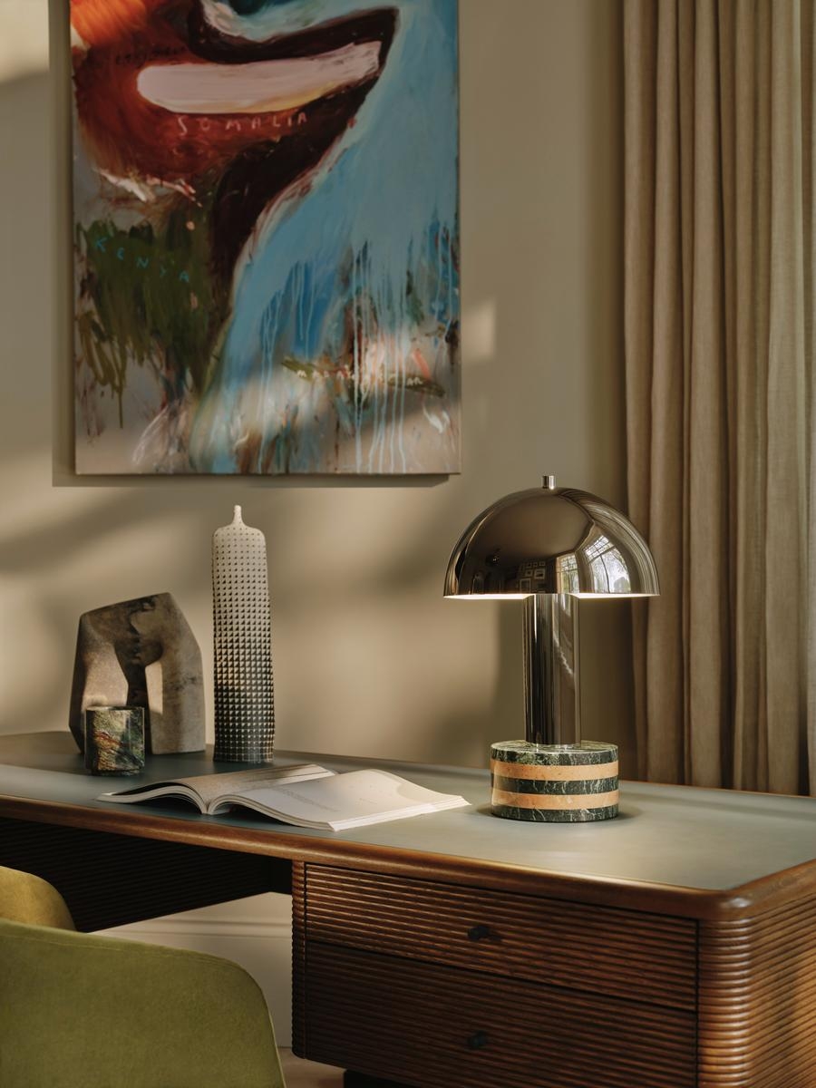 Bowen Table Lamp, US - Image 0