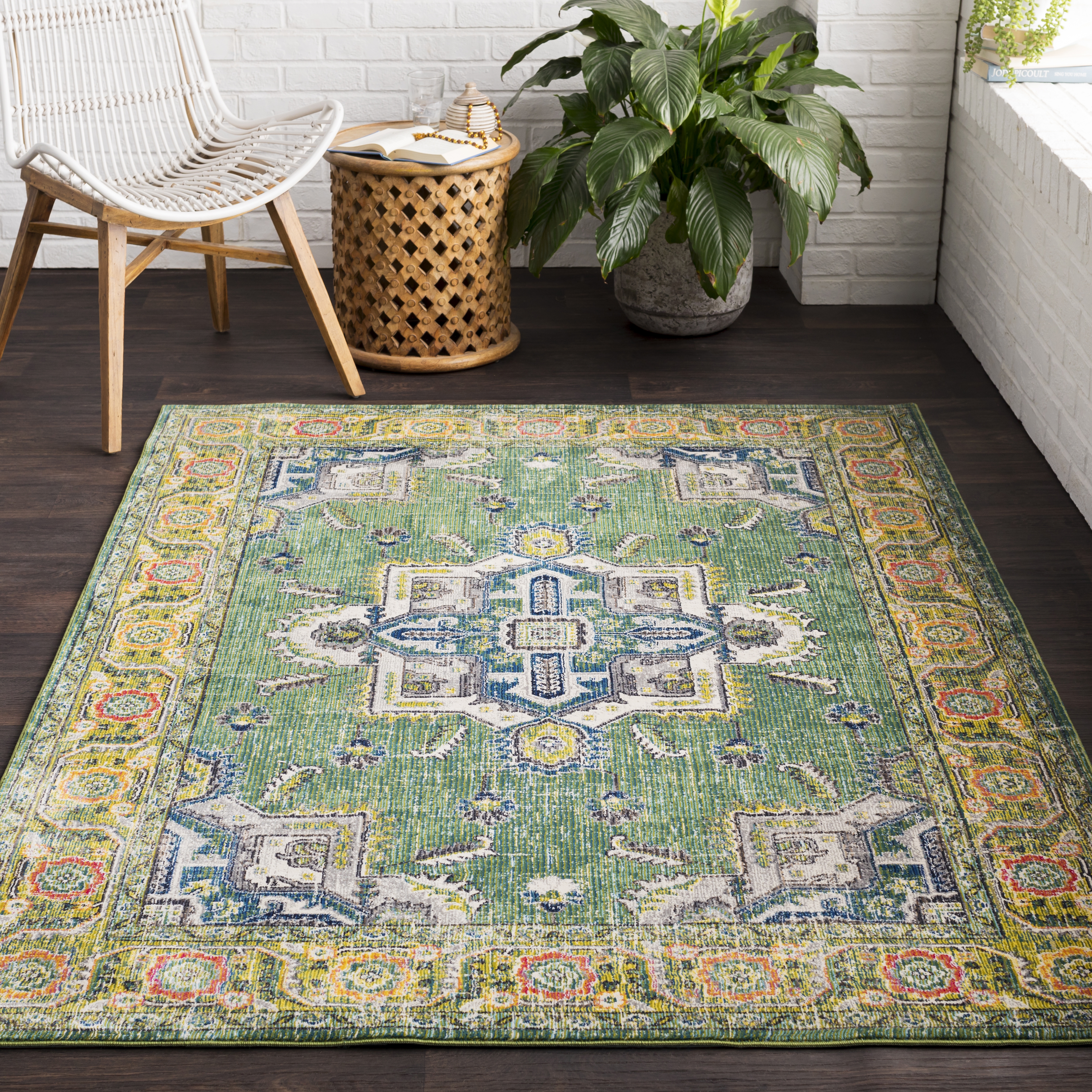 Aura Silk Green Indoor 7'10" x 7'10" Machine Woven Rug - Image 1