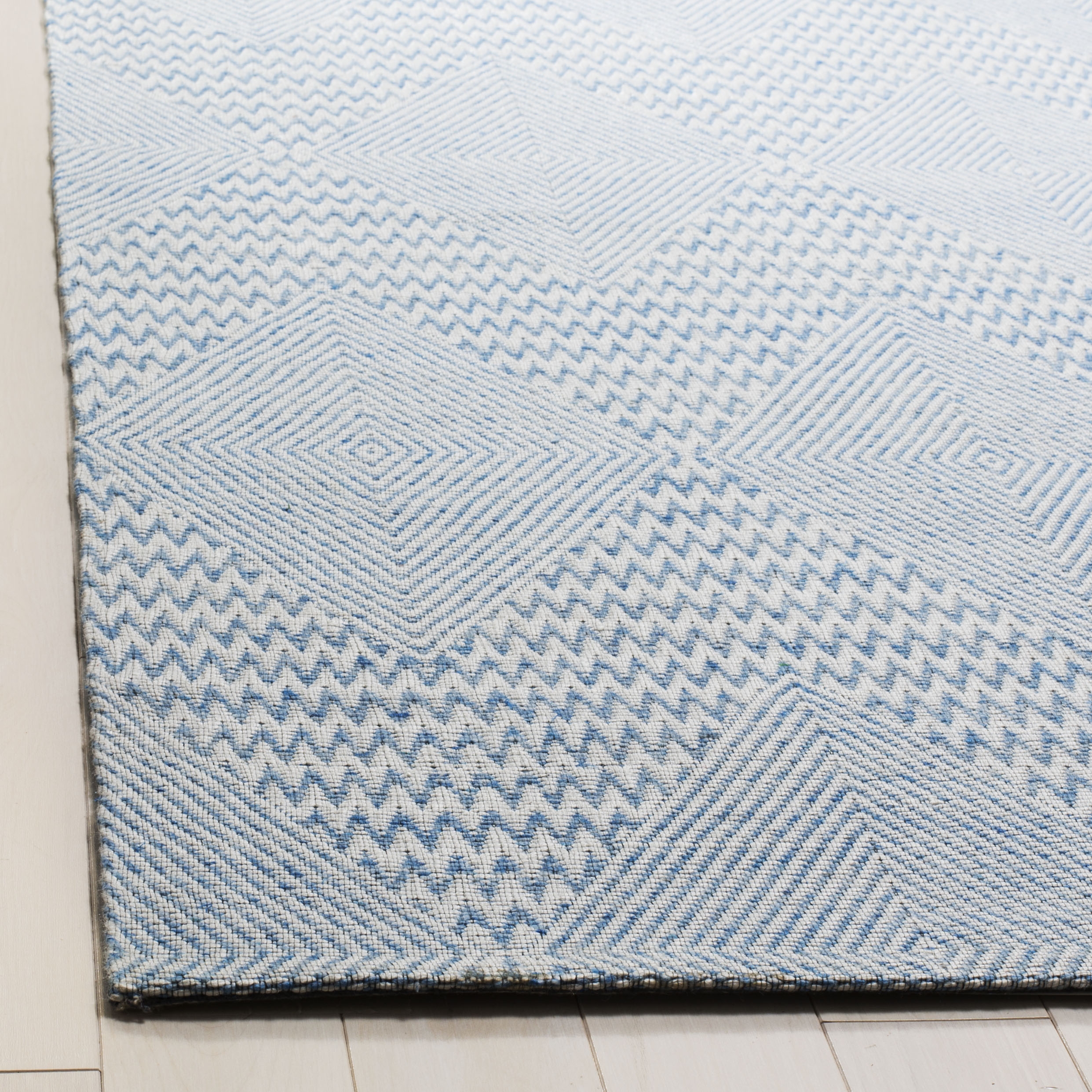 Arlo Home Hand Loomed Area Rug, MRB304M, Light Blue/Ivory,  6' X 9' - Image 2