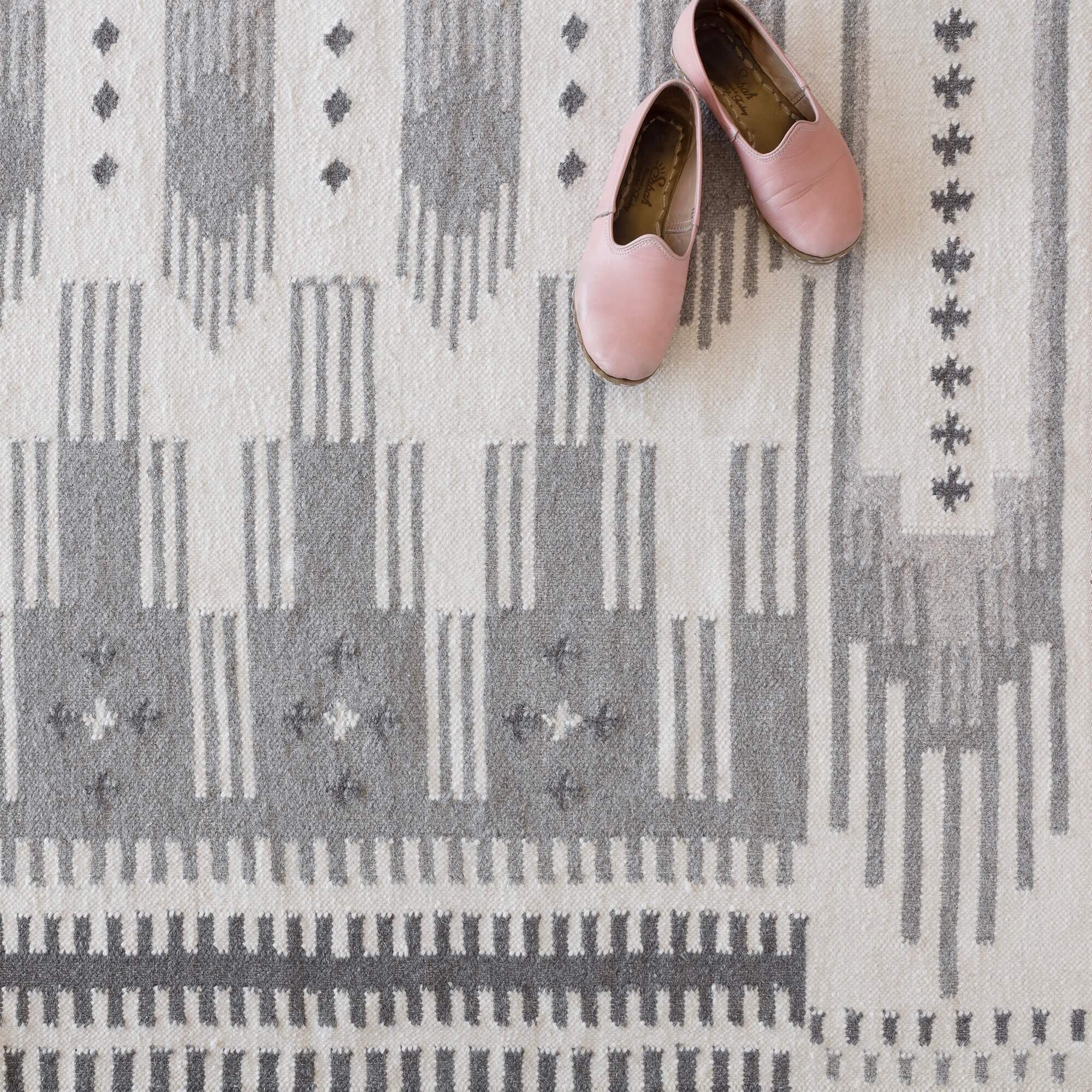 The Citizenry Asha Handwoven Area Rug | 5' x 8' | Grey - Image 5