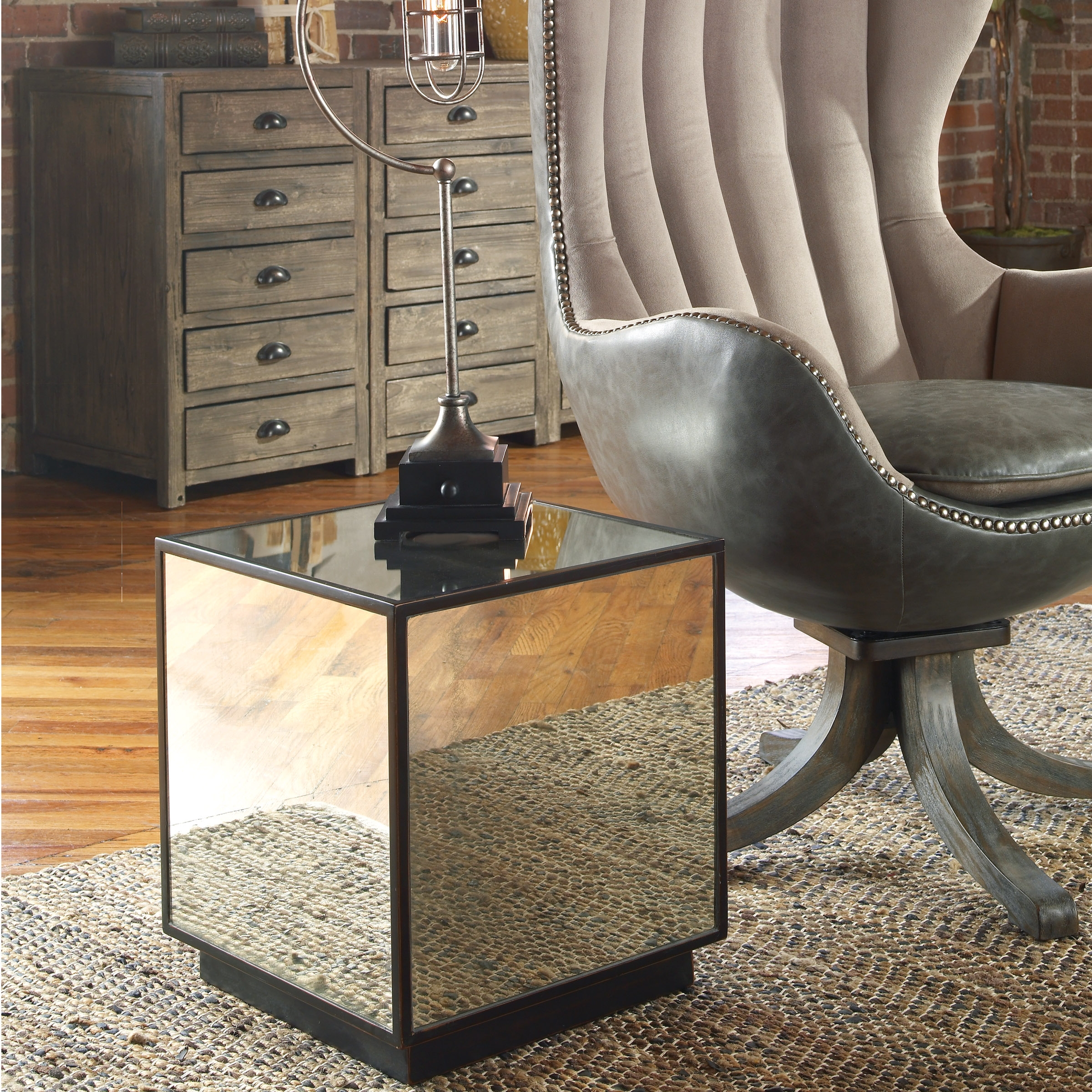 Matty Mirrored Cube Table - Image 1