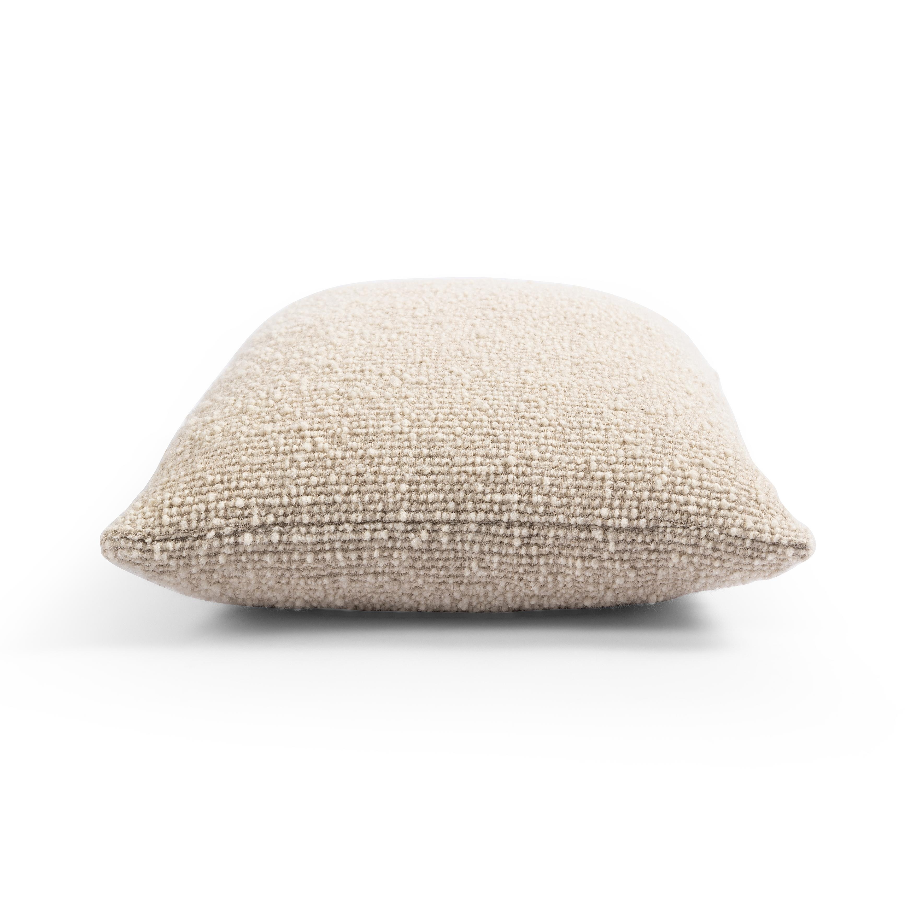 Francia Pillow-Herstal Oatmeal-16"x24" - Image 4