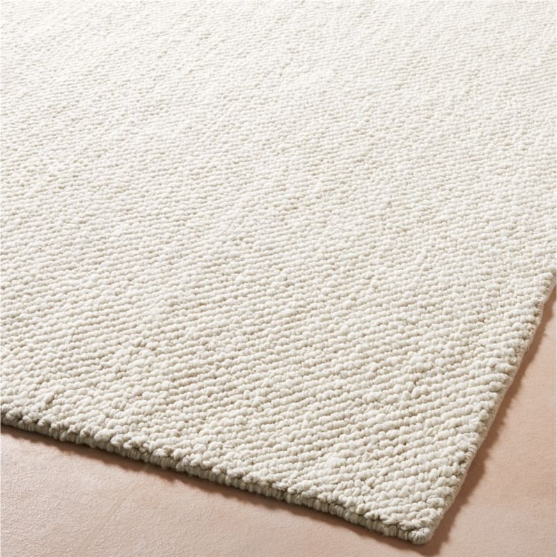 Tama Handwoven Warm White Merino Wool Area Rug 6'x9' - Image 1