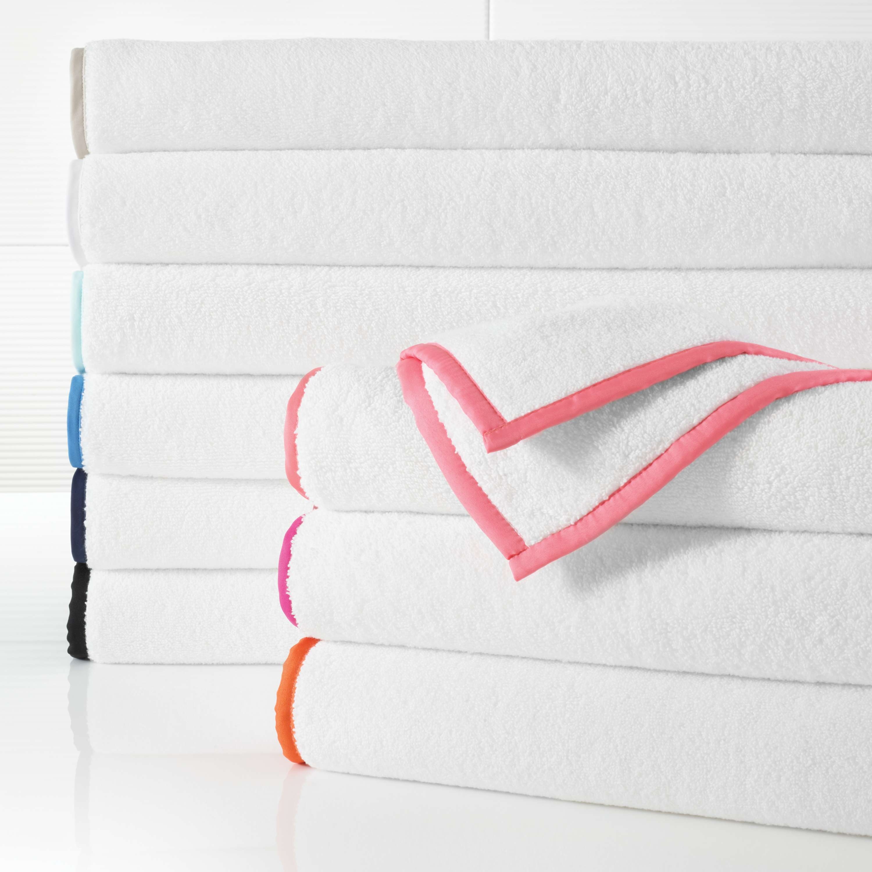 Signature Banded White/White Towel - Image 1