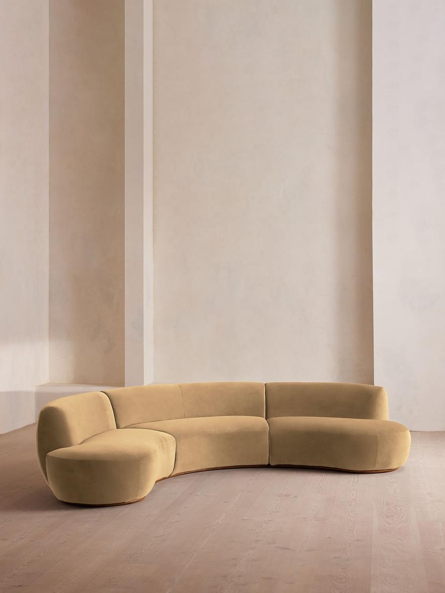 Aline Serpentine Sectional Sofa, Four Seater, Camel Velvet, US - Image 0