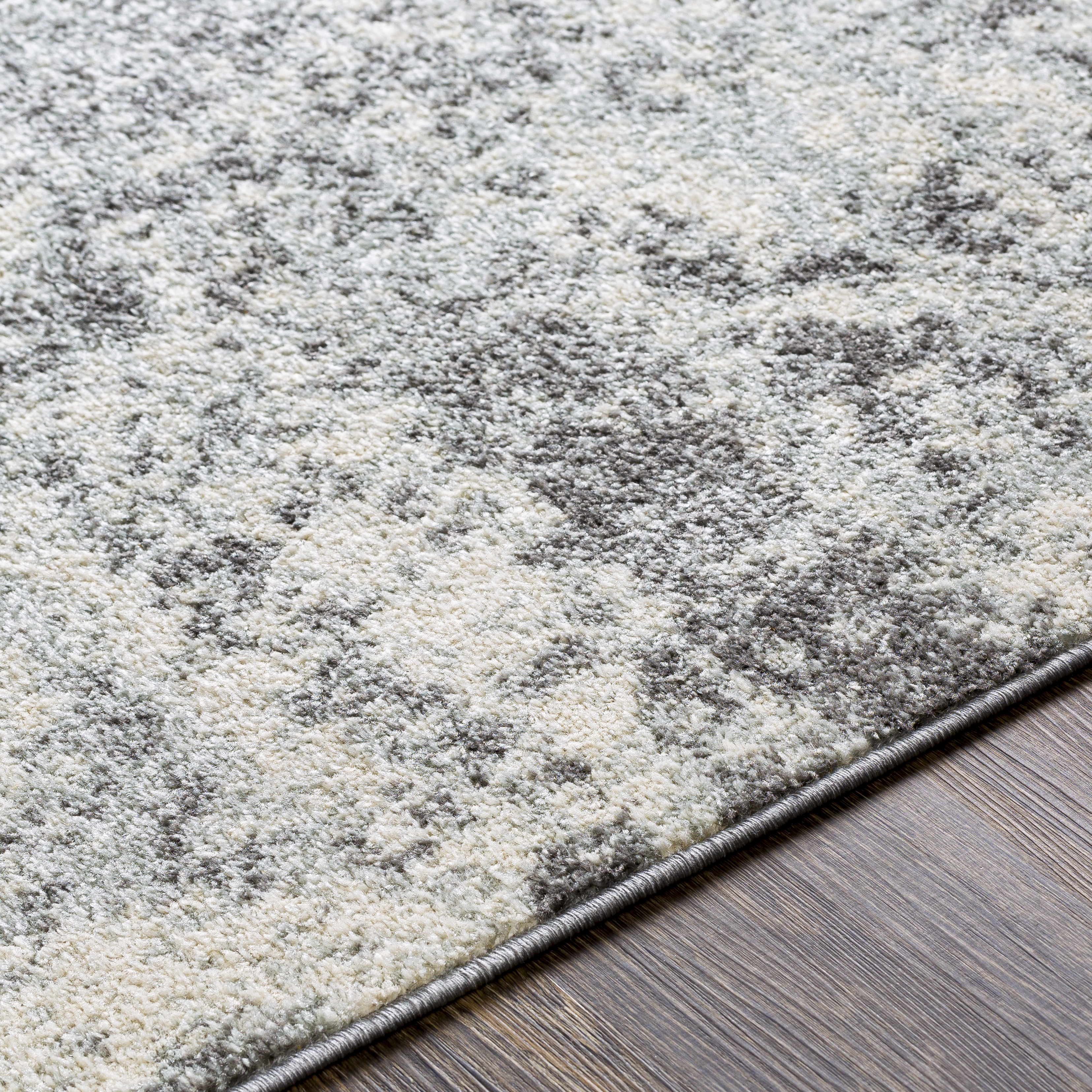 Chester Gray Indoor 5'3" x 7'3" Machine Woven Rug - Image 3