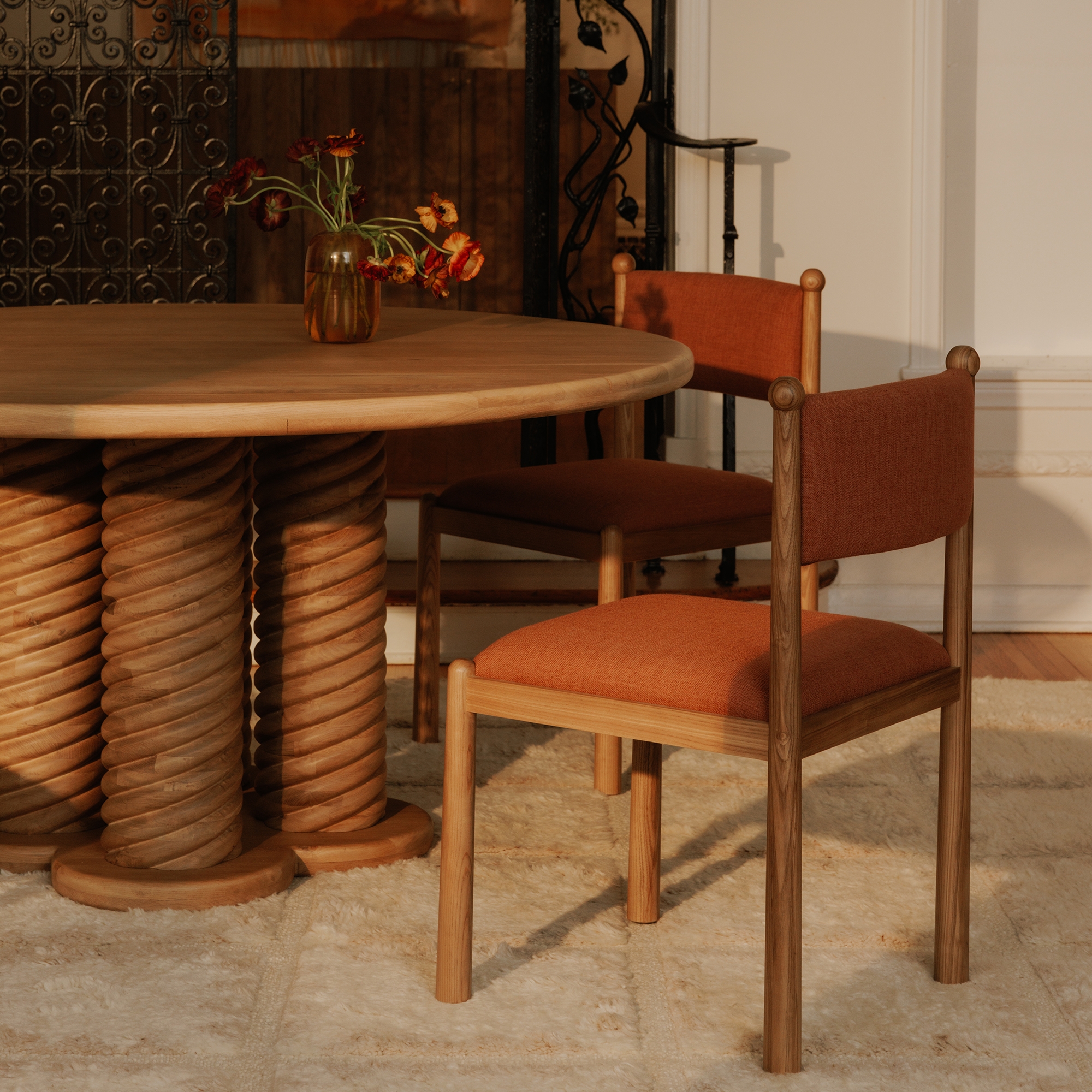 Treccia Round Dining Table Oak - Image 8