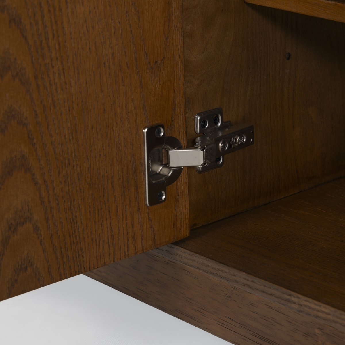 Gabrietta Wood Tv Stand - Medium Oak/Black - Image 3