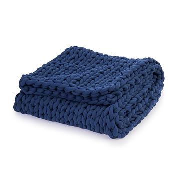 Bearaby Cotton Weighted Napper, 8 lbs, Midnight Blue - Image 2