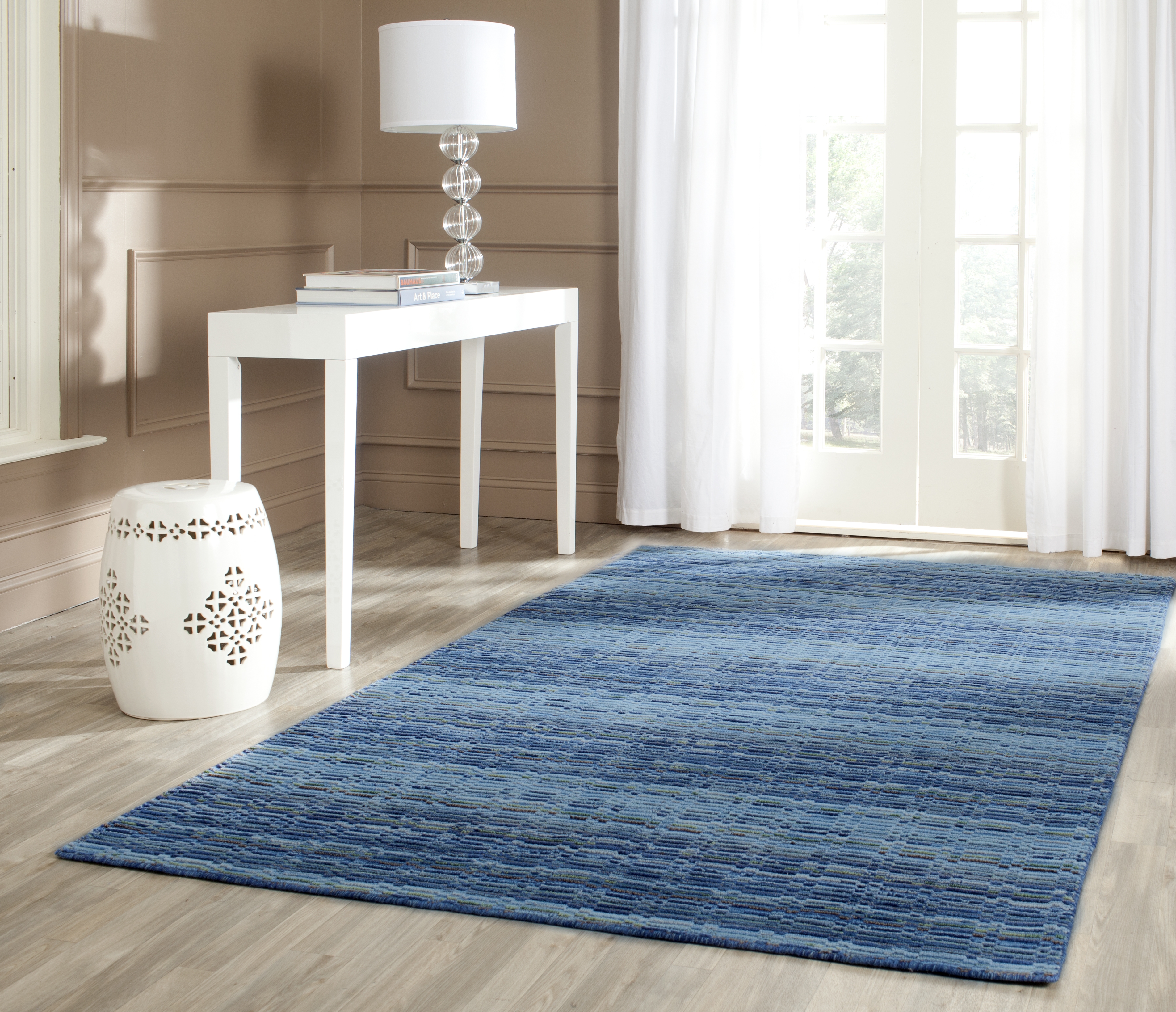 Arlo Home Hand Loomed Area Rug, HIM707A, Blue/Multi,  4' X 6' - Image 1