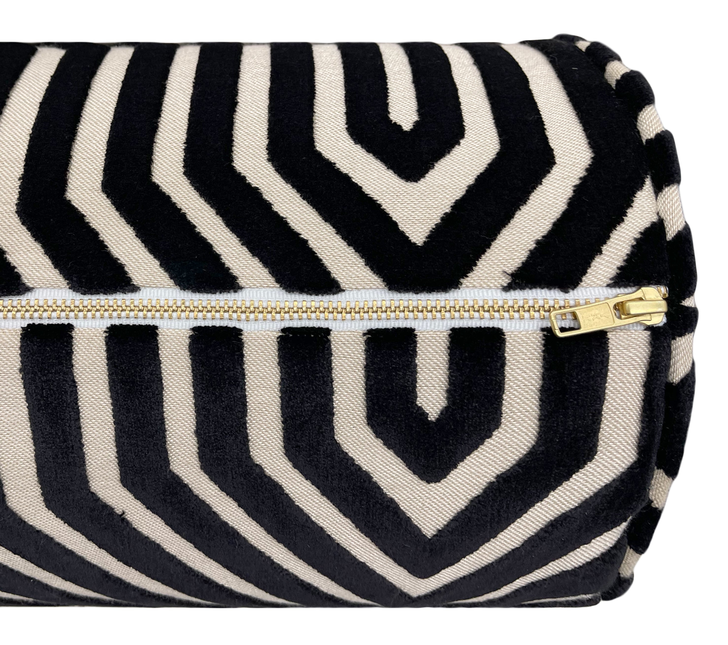 THE BOLSTER :: VANDERBILT VELVET // NOIR | SCHUMACHER - BY THE YARD - Image 3