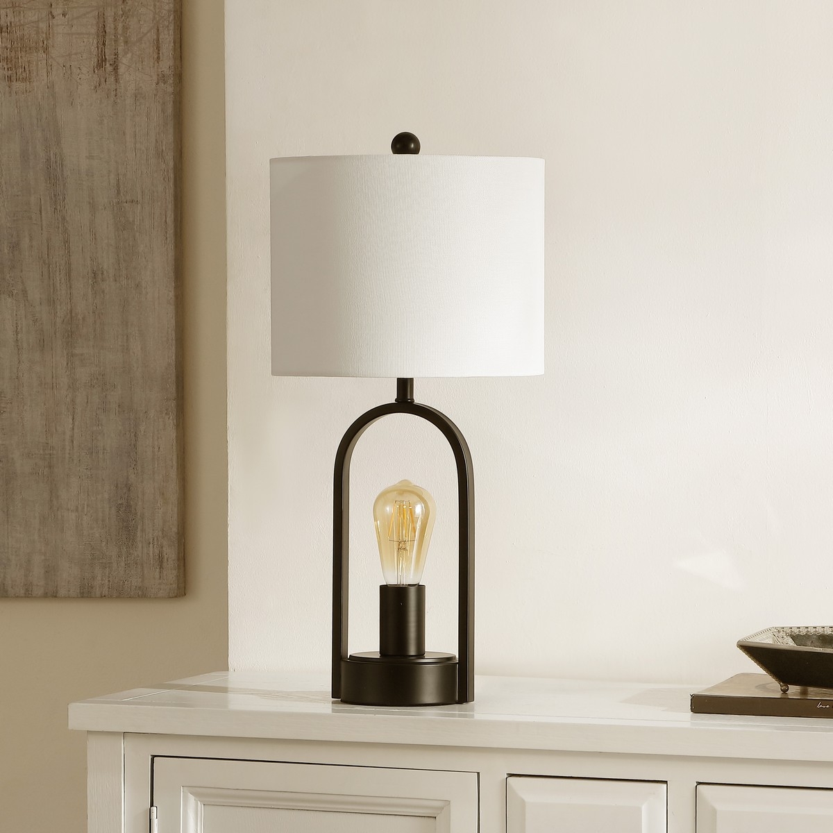 Faust 20.5 Inch Table Lamp - Black - Safavieh - Image 1