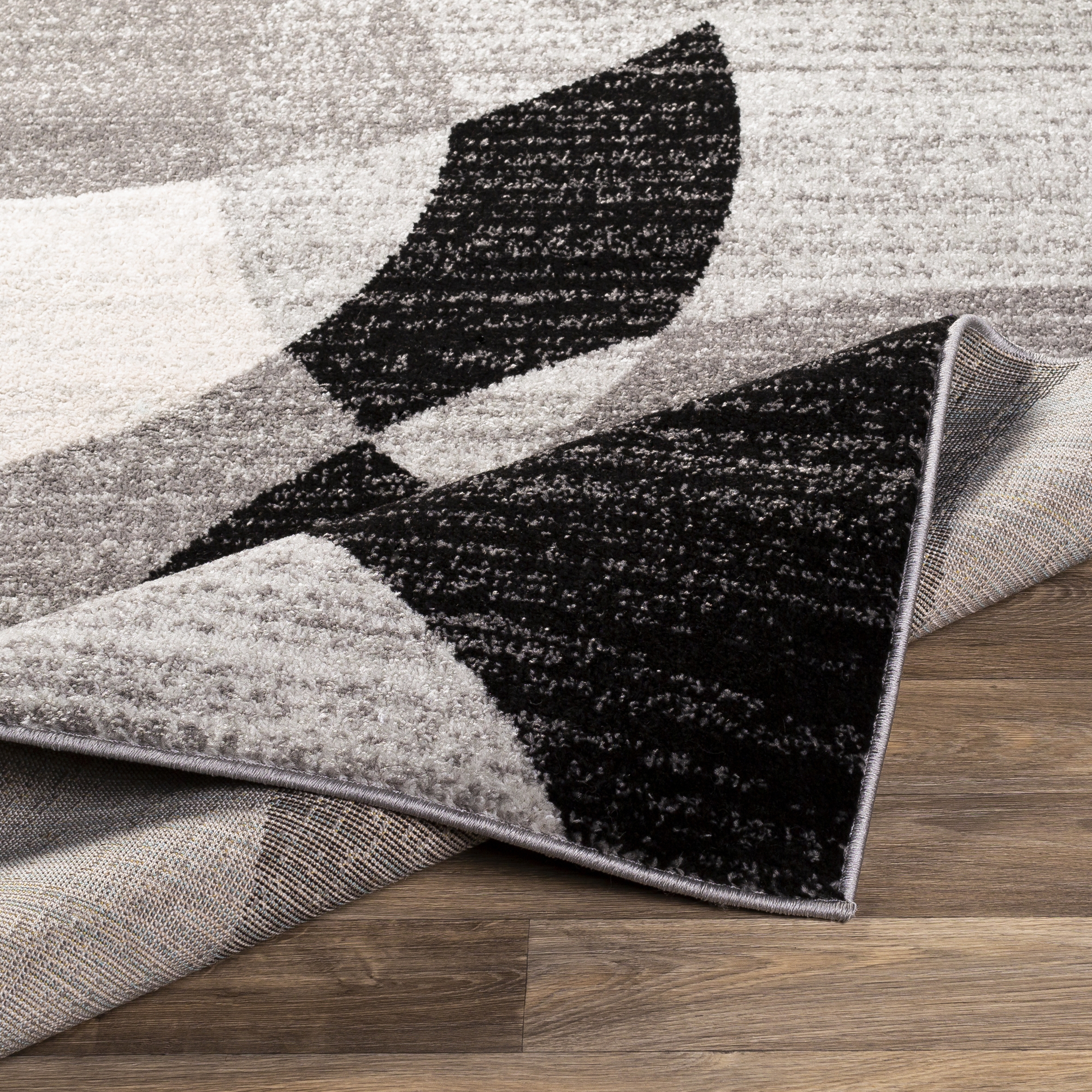 Chester Gray Indoor 5'3" x 7'3" Machine Woven Rug - Image 4