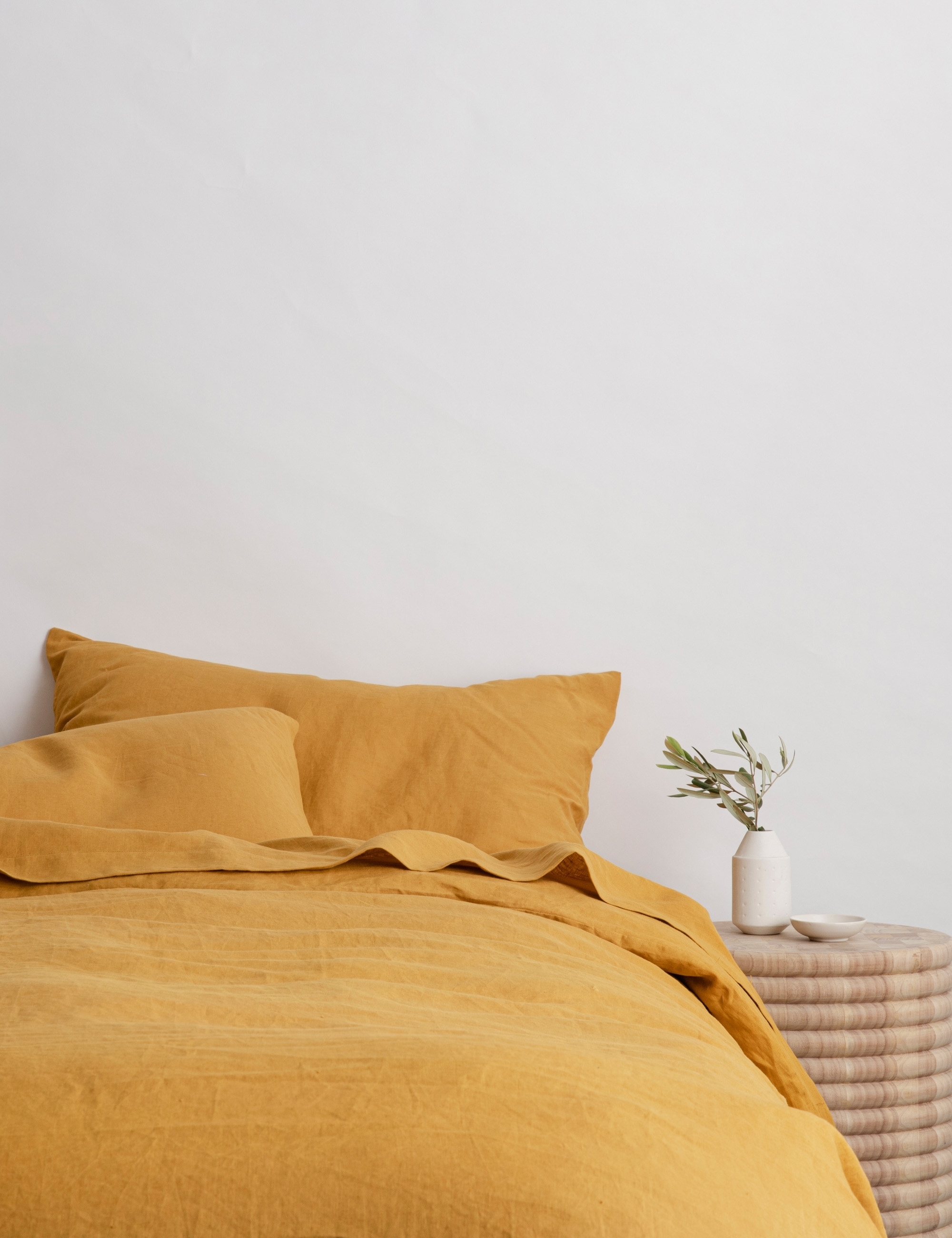 Cultiver Linen Bedding, Mustard Duvet Set King - Image 1