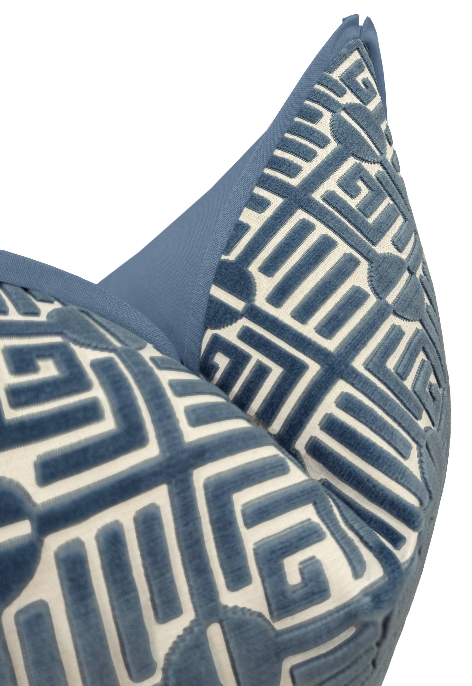LABYRINTH VELVET // NAVY | THIBAUT - 20" X 20" / BUTTERFLY FLANGE / Olive - Image 2