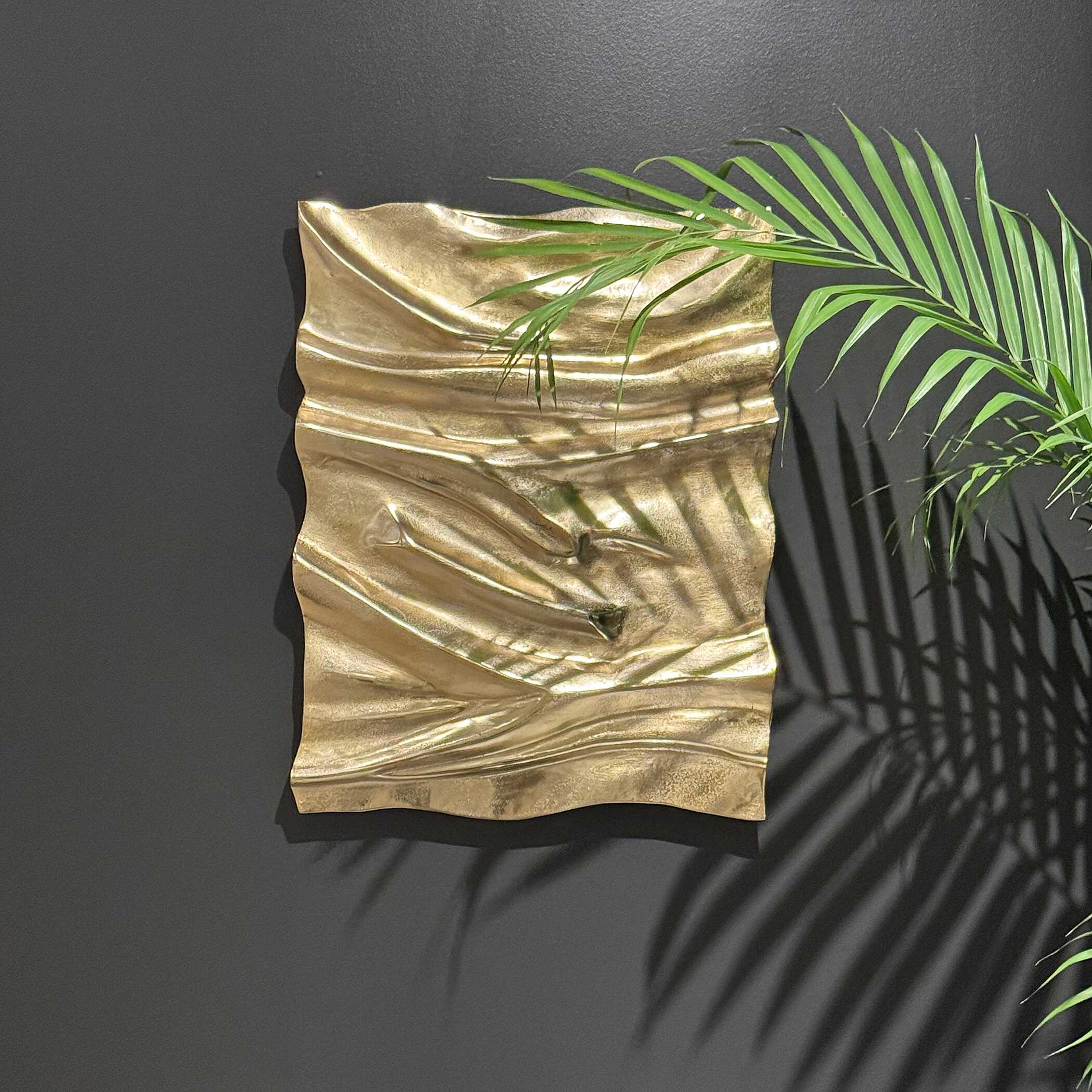 Undulate Outdoor Gold Wall Panel - Image 1