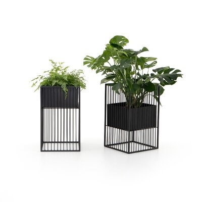 Sayachith Square Plant Stand - Image 0